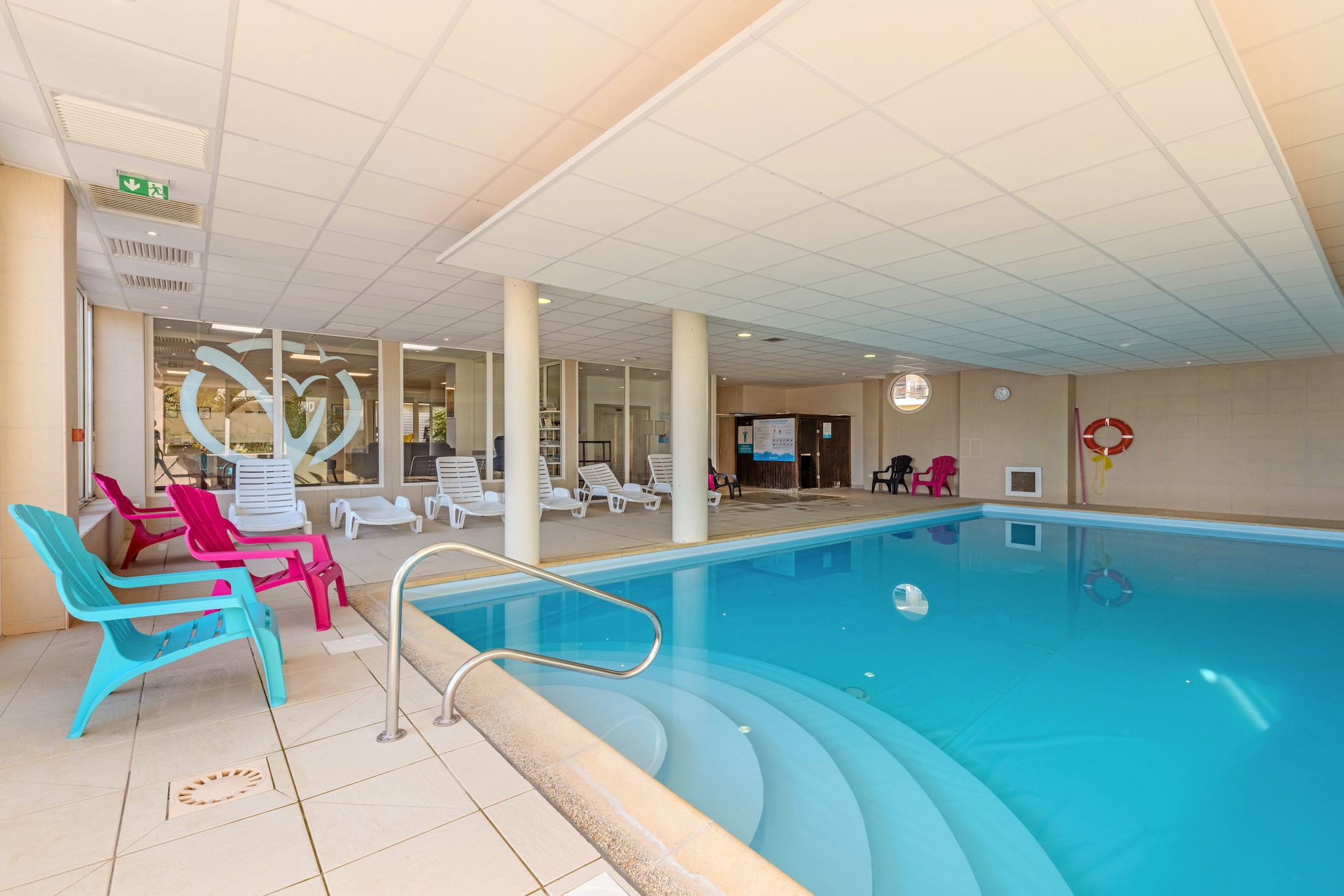 D. de Bertheaume N°413 - 2P5-Zwembad