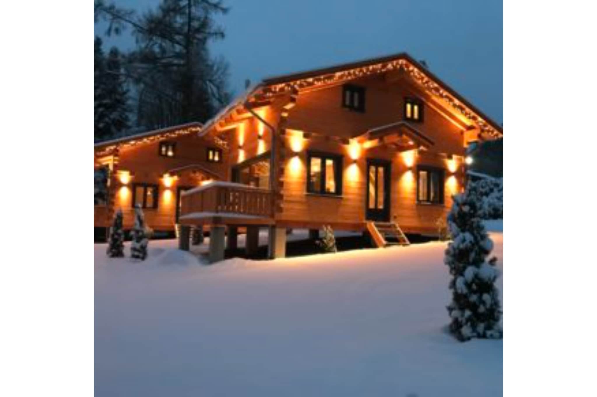 Romantik-"Hütte"-Exterior in winter