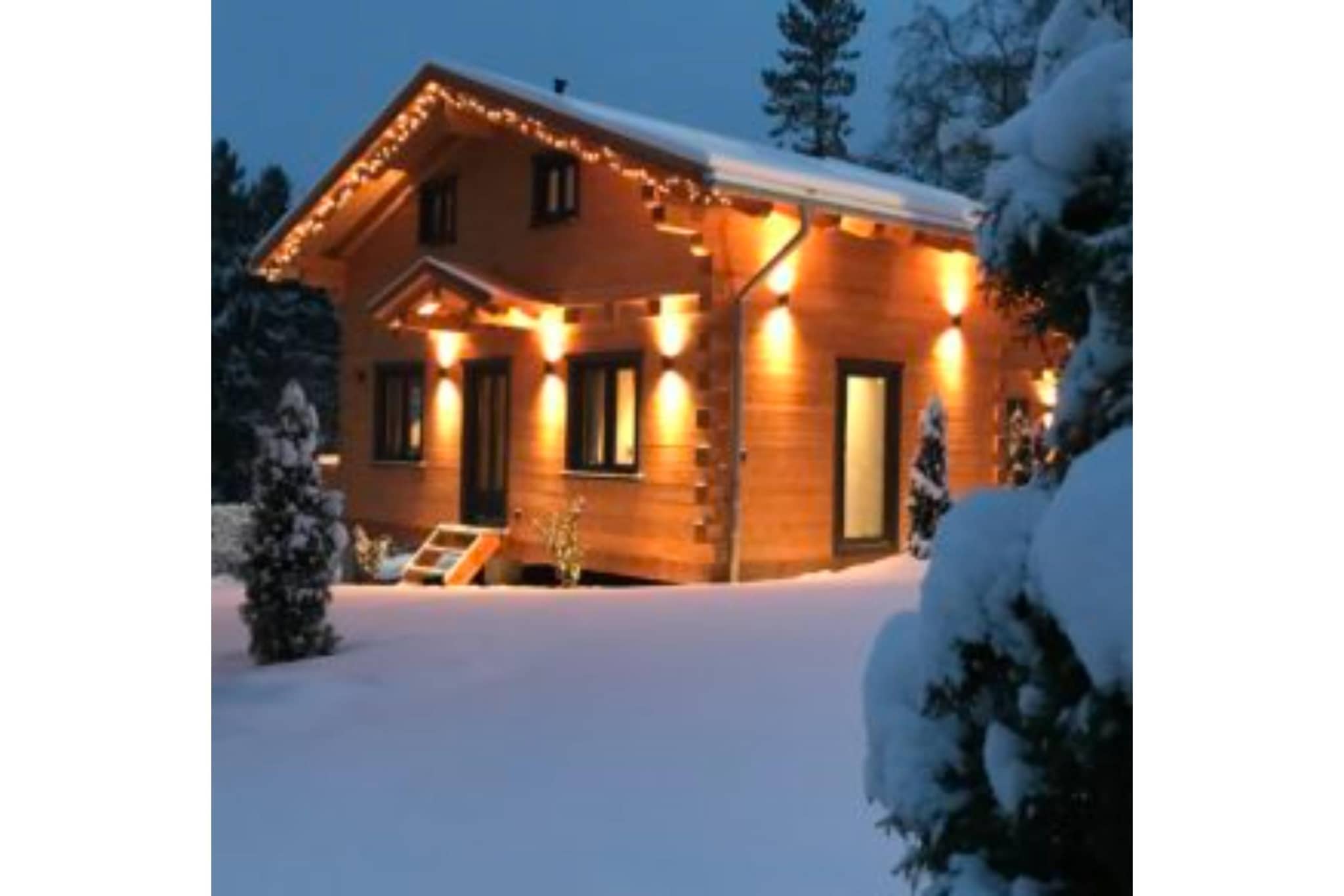 Romantik-"Hütte"-Exterior in winter