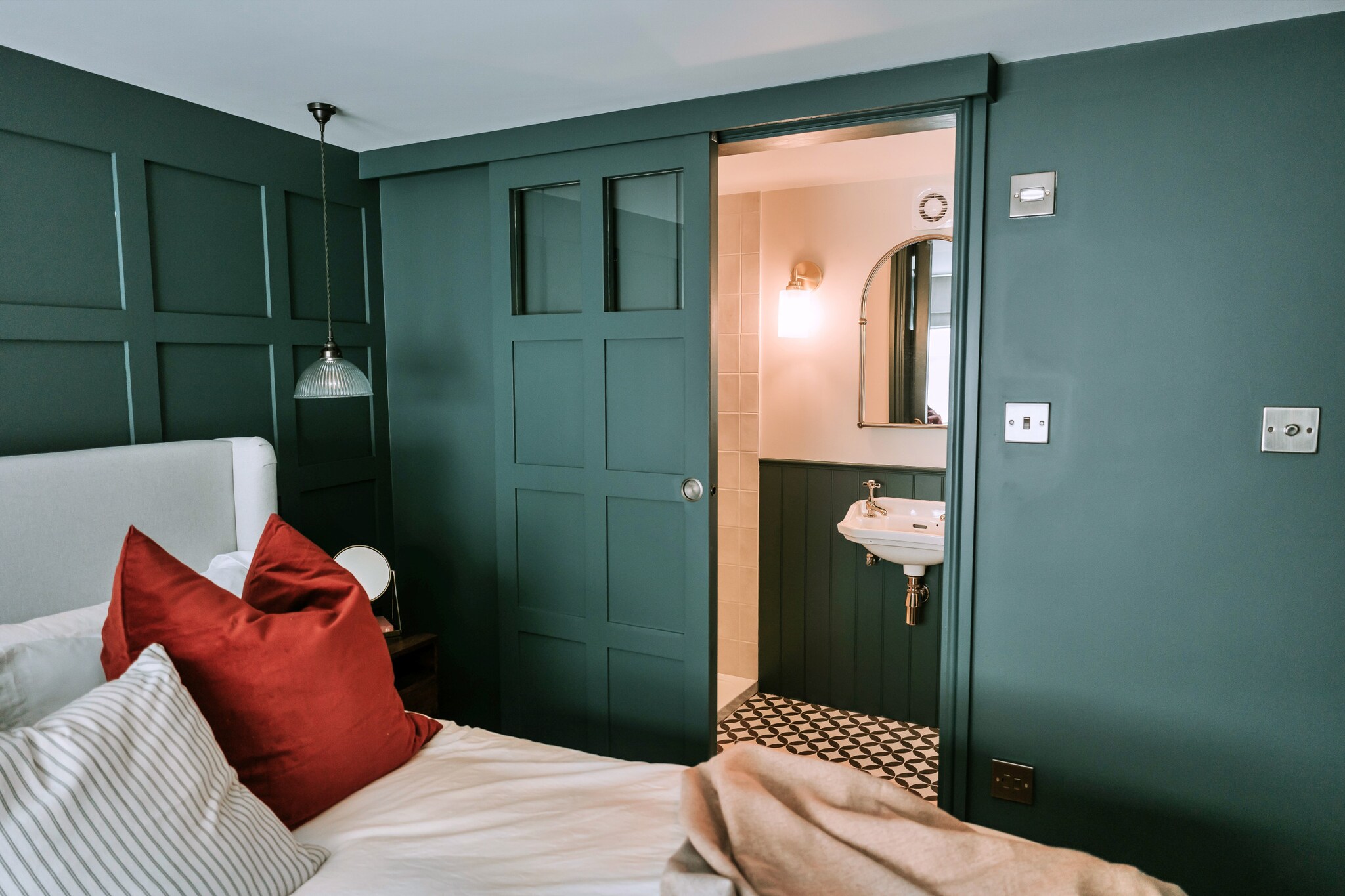 The Old Stables at Tenterden - Bedroom