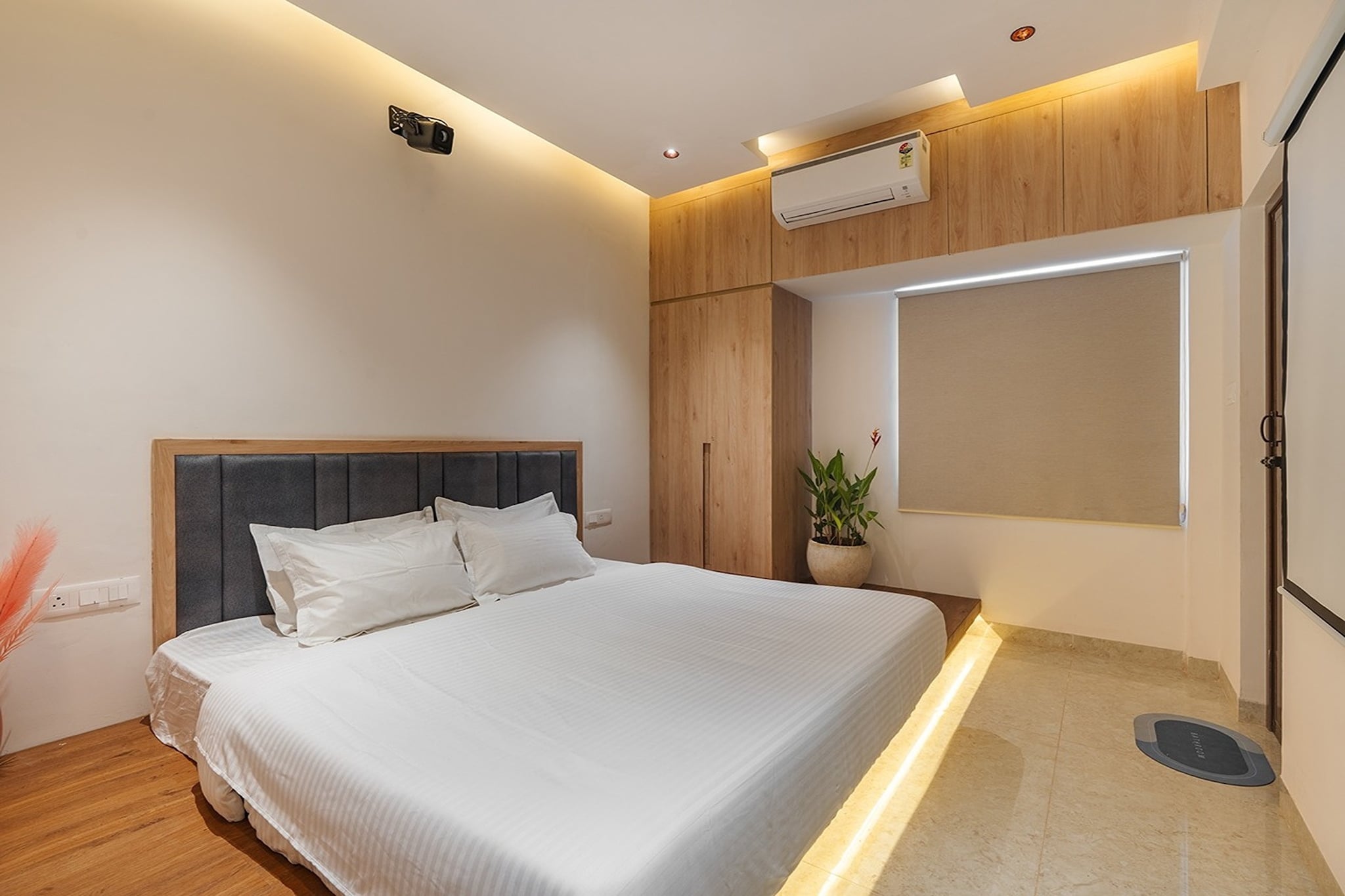 Located close to Coimbatore Airport and surrounded by popular hubs like Prozone Mall, IT parks, medical centers, and nightlife spots such as Rocks the Bar and Mufassa, this premium apartment offers the perfect blend of comfort and convenience for families, groups, and business travellers.
Accommodation
Enjoy the comfort of a 2BHK apartment designed for a homely yet premium stay. With two queen-sized bedrooms, private bathrooms, a spacious living room, and a fully equipped kitchen, the apartment ensures a relaxed and hassle-free experience.
Villa Amenities
âœ” Indoor games (Billiards, Table Tennis, Carrom, Darts, Football table, Ice Hockey table)
 âœ” Childrenâ€™s play area & park
 âœ” LED TV (55â€)
 âœ” Coffee/Tea maker
 âœ” Refrigerator & RO Purifier
 âœ” Modular Kitchen (with toaster, stove, cutlery & crockery)
 âœ” Geyser & Toiletries
 âœ” Projector & Home Theatre
 âœ” High-speed Wi-Fi
 âœ” Parking
Bedrooms
â€¢	Bedroom 1: Queen-sized bed | Ensuite bathroom | AC | Fan | Wardrobe space | Work/study desk | Sofa chair
â€¢	Bedroom 2: Queen-sized bed | AC | Fan | Wardrobe space | Work/study desk | Sofa chair
Bathrooms
Each ensuite bathroom is equipped with:
 ðŸš¿ Shower | Geyser | Hand jet spray | Organic toiletries & towels | Western commode
Living & Dining
â€¢	Living Room: Sofa seating with a center table | 55â€ TV | AC | Fans
Kitchen
A fully equipped open kitchen with ample storage space and all necessary appliances: Refrigerator | Oven | Kettle | Stove | Cooking utensils
Dine
ðŸ´ The villa comes with a fully equipped kitchen, giving you the flexibility to prepare both vegetarian and non-vegetarian meals.
Nearby Attractions
â€¢	Isha Yoga
â€¢	Coimbatore Airport
â€¢	Prozone Mall
â€¢	Medical Hub (KMCH, PSG, Ramakrishna, Kumaran Hospital)
â€¢	Saravanampatti IT & TIDEL Park
â€¢	Rocks the Bar & Mufassa