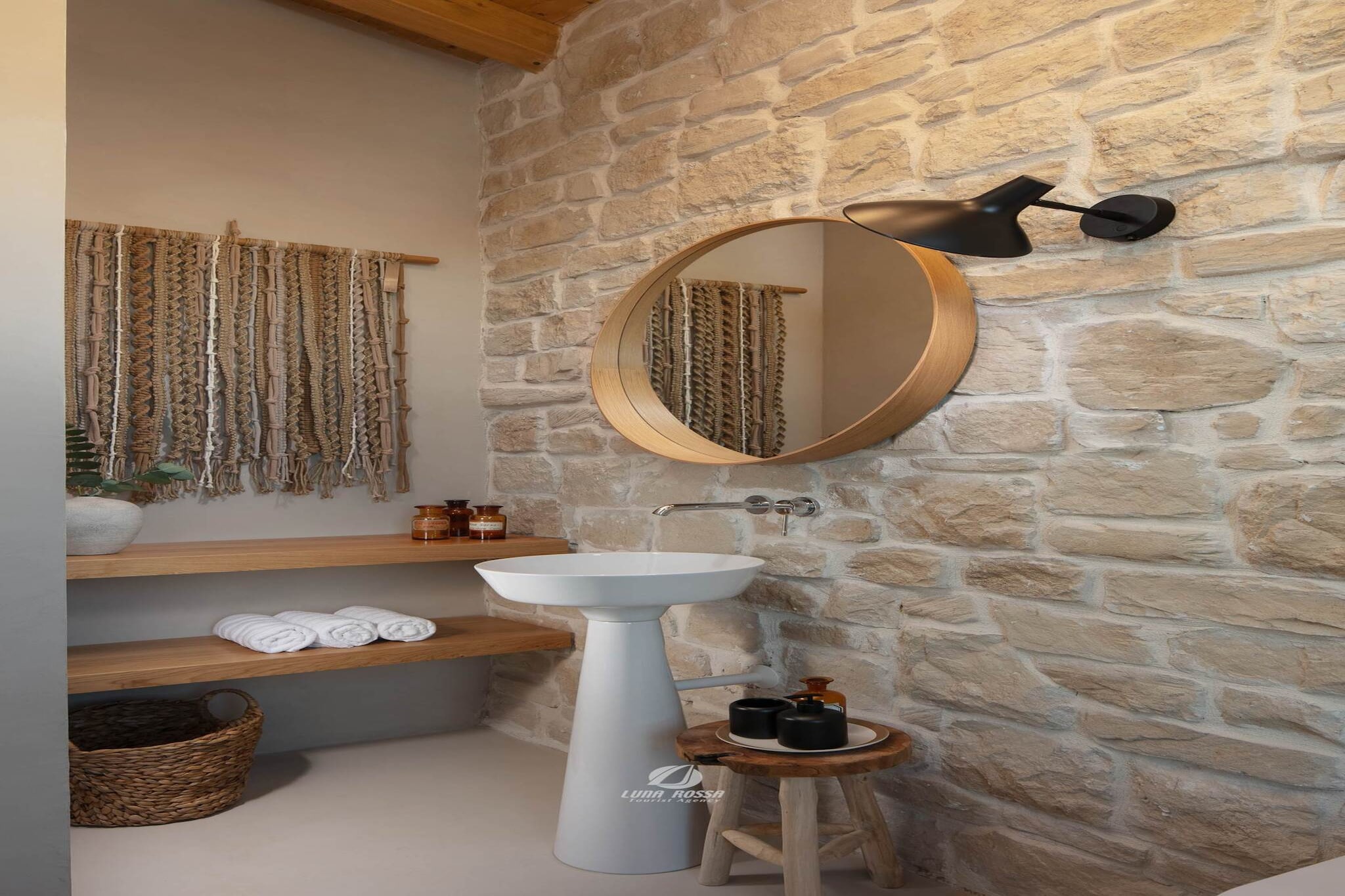 Casa Novita-Bathroom