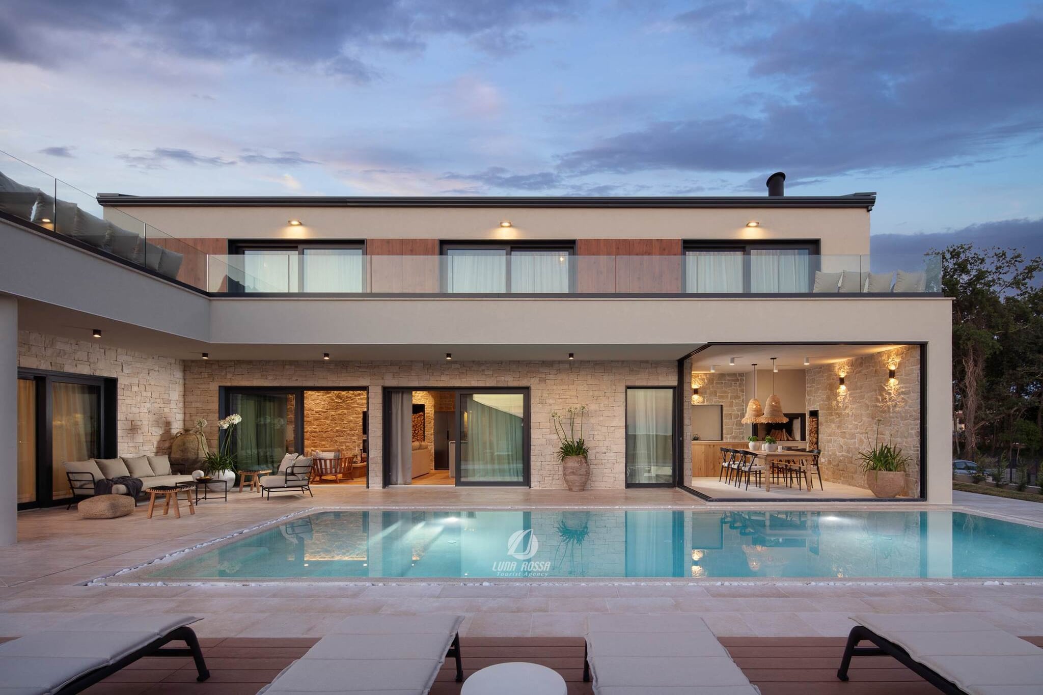 Casa Novita-Swimming pool