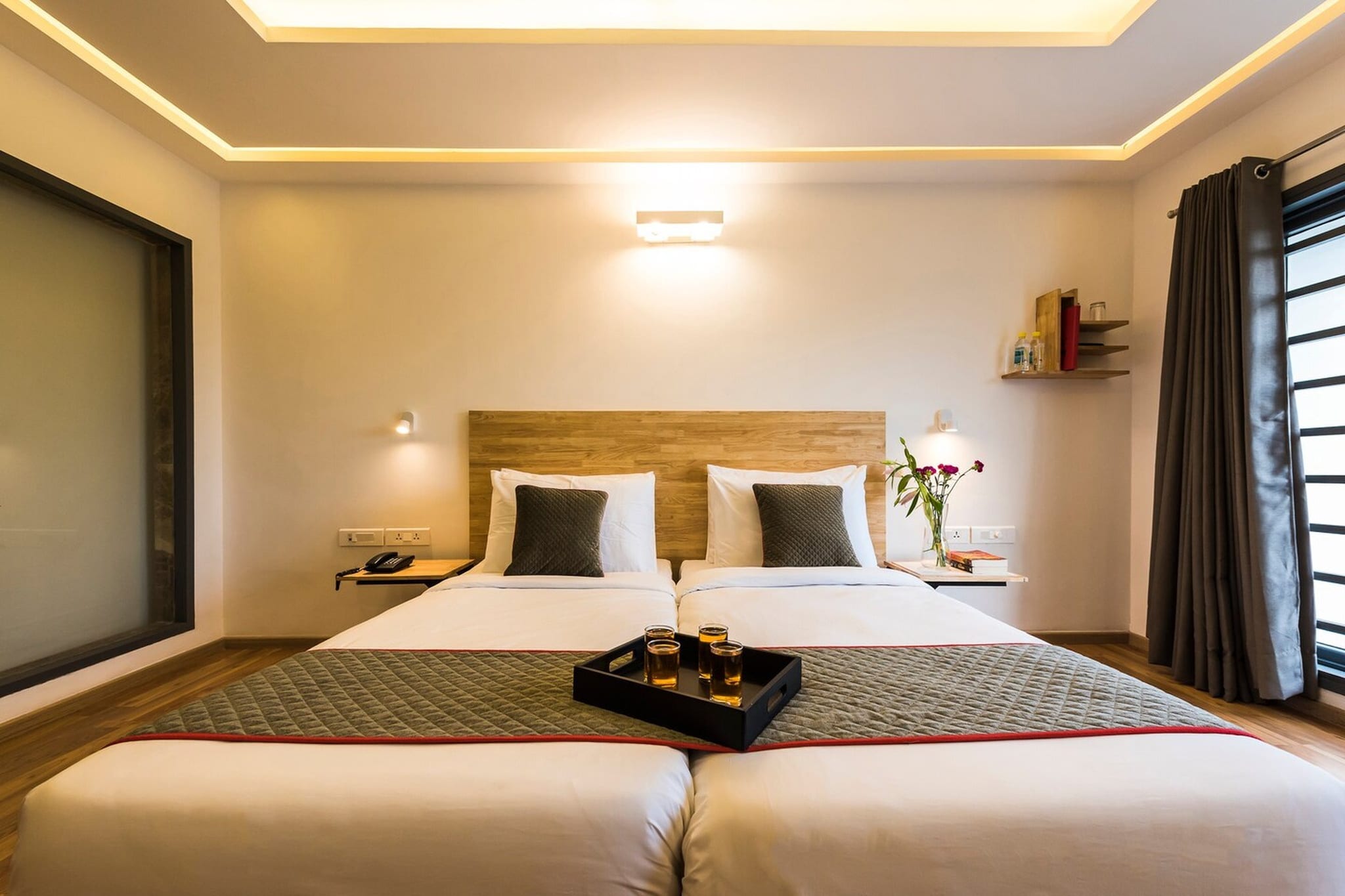 Set in the centre of Bengaluru, 1.4 km from Brigade Road, Super Townhouse MG Road, Bangalore offers air-conditioned rooms and free WiFi. This 4-star hotel offers room service. Commercial Street is 1.9 km away and Chinnaswamy Stadium is 2.7 km from the hotel.

The units at the hotel come with a seating area, a flat-screen TV with satellite channels and a private bathroom with free toiletries and a bath or shower. The rooms feature a desk.

Kanteerava Indoor Stadium is 3.5 km from Super Townhouse MG Road, Bangalore, while Visvesvaraya Industrial and Technological Museum is 3.7 km away. Kempegowda International Airport is 31 km from the property.
Early Check-In Policy: A full dayâ€™s room rate will be charged for check-ins before 6:00 AM. Complimentary early check-in is available between 6:00 AM and 10:00 AM, subject to room availability.
Check-in is only available to guests aged 18 and above. Please provide a government-issued ID to confirmÂ yourÂ age.
Foreign Guests Restricted: Apologies, but we are currently unable to host foreign nationals at this property.