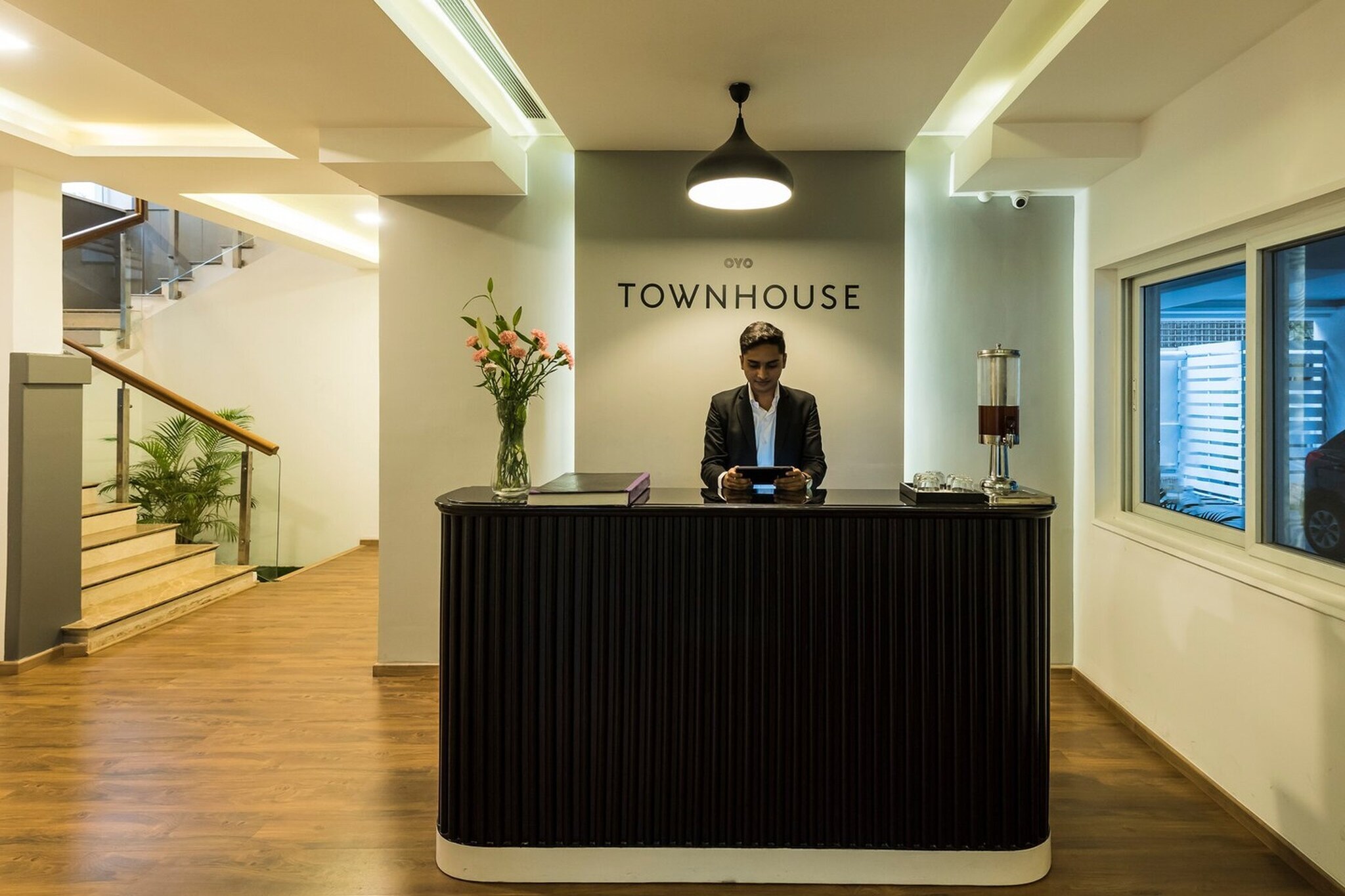 Ground floor: (bedroom(double bed, TV, seating area, air conditioning, telephone), bathroom(bathtub or shower, shower, washbasin, toilet, Towels incl., shampoo, body soap, hot water))