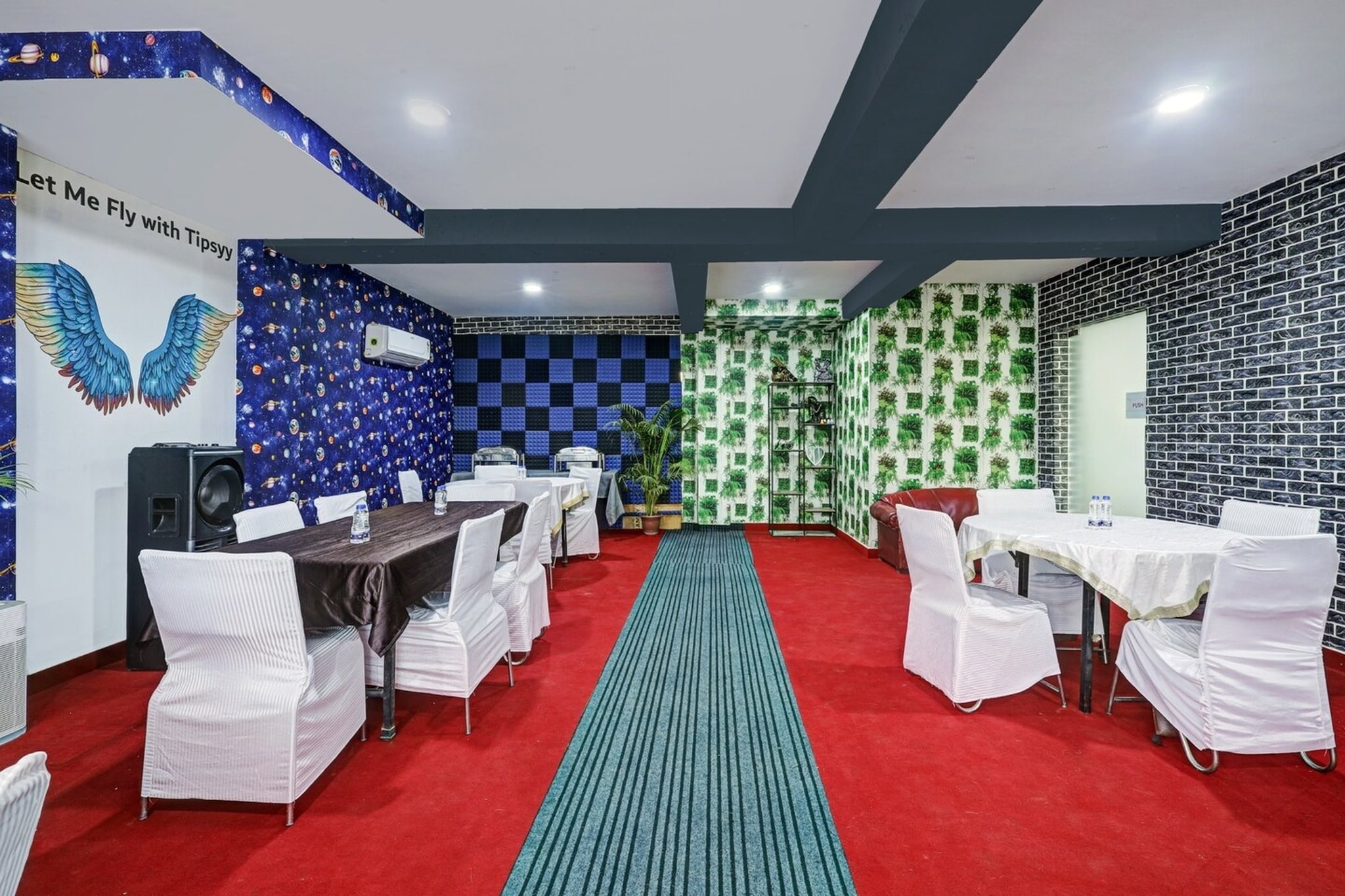 Townhouse Tipsyy Near Bestech Central