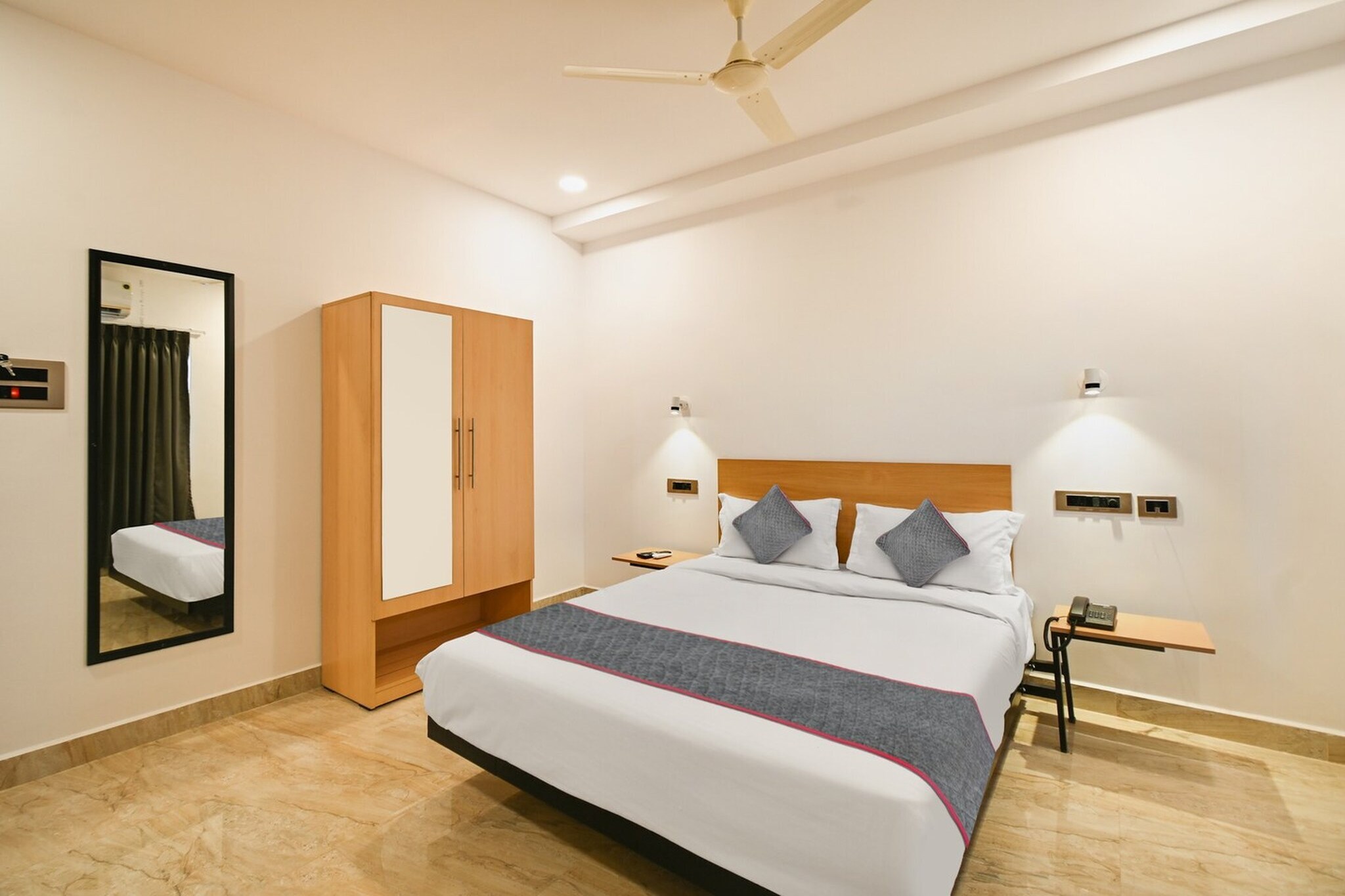 Set within 6.1 km of Mecca Masjid and 6.2 km of Charminar, Super Townhouse De Alphabet Karmanghat features rooms in Hyderabad. Featuring a restaurant, the 4-star hotel has air-conditioned rooms with free WiFi, each with a private bathroom. The accommodation offers room service and a 24-hour front desk for guests.

At the hotel, all rooms are fitted with a desk. The units at Super Townhouse De Alphabet Karmanghat come with a seating area and a TV with satellite channels.

Chowmahalla Palace is 6.8 km from the accommodation, while AP State Archaeology Museum is 10 km away. Rajiv Gandhi International Airport is 18 km from the property.

Unmarried couples are warmly welcome at this property.
Guests with local ID proof are warmly welcome.
Apologies, but we are currently unable to host foreign nationals at this property.
Early Check-In Policy: A full dayâ€™s room rate will be charged for check-ins before 6:00 AM. Complimentary early check-in is available between 6:00 AM and 10:00 AM, subject to room availability.
 
Check-in is only available to guests aged 18 and above. Please provide a government-issued ID to confirm your age.