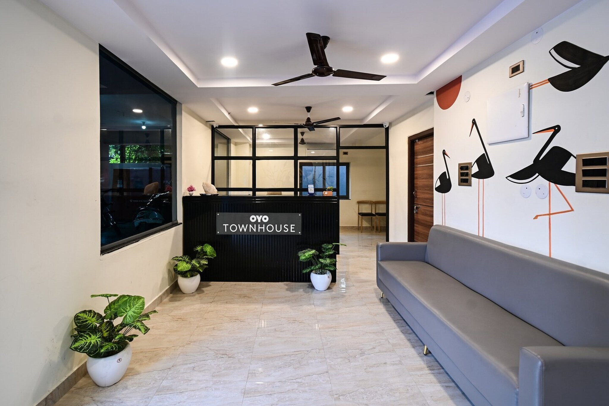 Ground floor: (bedroom(double bed, TV, seating area, electric kettle, air conditioning, telephone), bathroom(bathtub or shower, shower, washbasin, toilet, Towels incl., shampoo, body soap, hot water), lift)