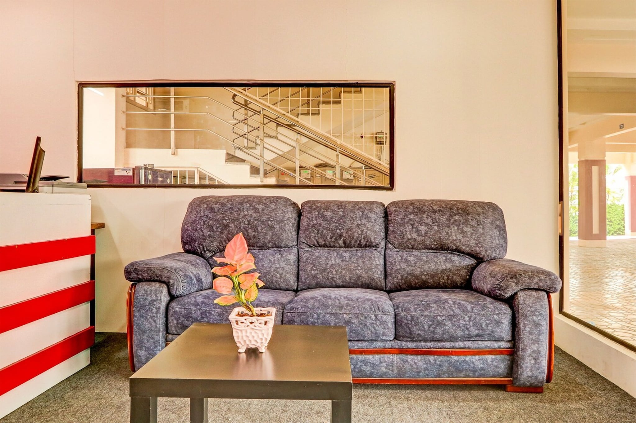 Ground floor: (bedroom(double bed, TV, seating area, air conditioning, telephone), bathroom(bathtub or shower, shower, washbasin, toilet, Towels incl., shampoo, body soap, hot water), lift)