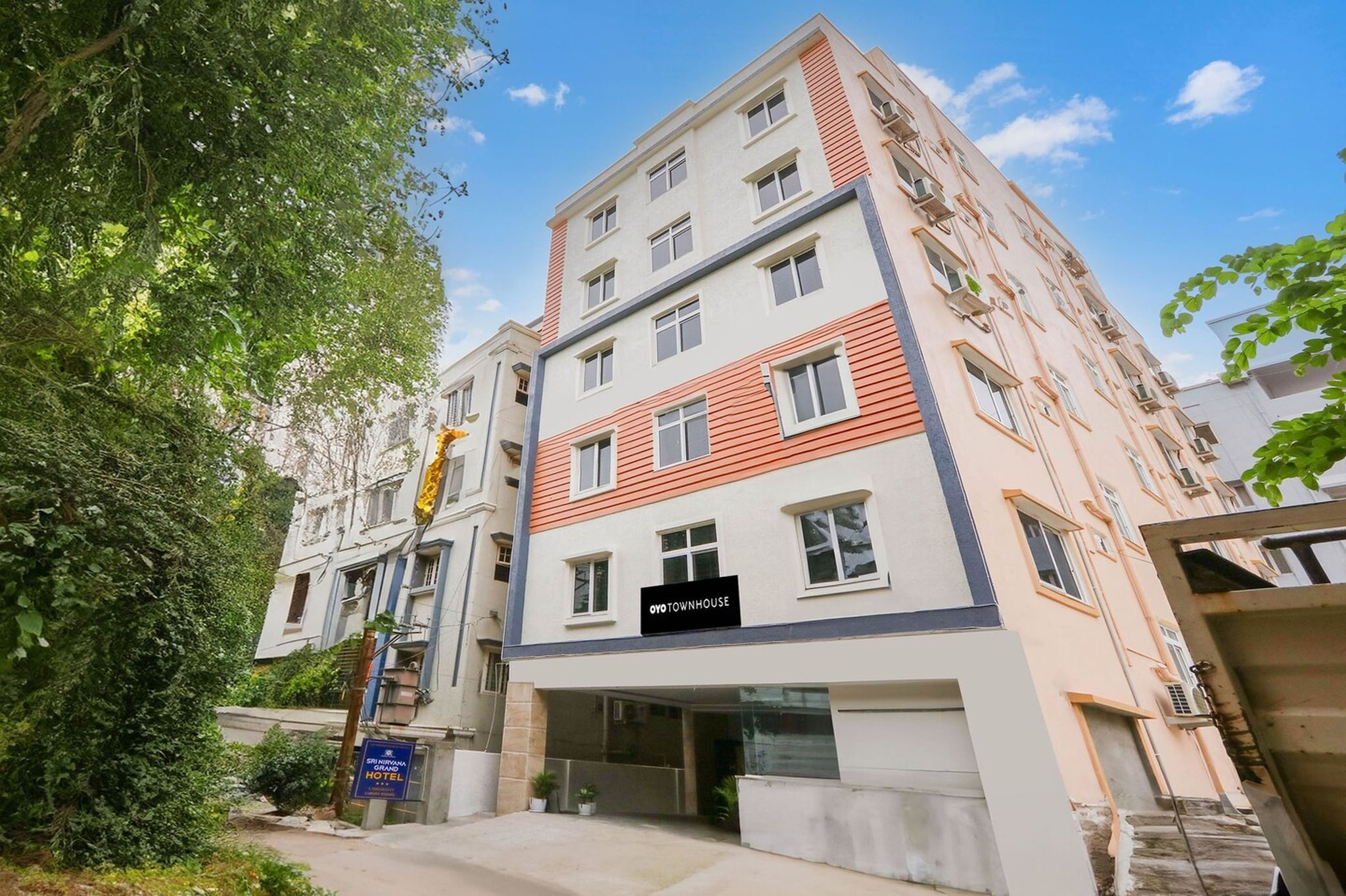 Townhouse Sri Nirvana Grand