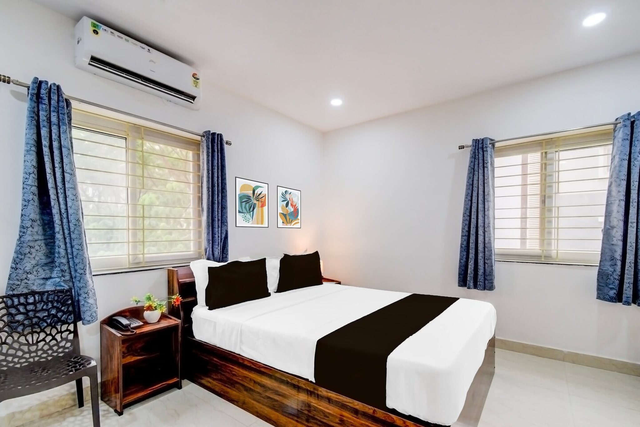 Situated within 11 km of ISB and 19 km of Golkonda Fort, Super Townhouse Nallagandla Nest features rooms with air conditioning and a private bathroom in Hyderabad. This 4-star hotel offers room service and a 24-hour front desk. The hotel has family rooms.

All rooms at the hotel are fitted with a seating area, a flat-screen TV with satellite channels and a private bathroom with free toiletries and a shower. The rooms have a desk.

City Centre Mall is 22 km from Super Townhouse Nallagandla Nest, while Ravindra Bharathi is 24 km from the property. Rajiv Gandhi International Airport is 33 km away.

1. Unmarried couples are warmly welcome at this property.
2. Guests with local ID proof are warmly welcome.
3.Foreign guests are welcome and allowed to stay at this property without any restrictions

Early Check-In Policy: A full dayâ€™s room rate will be charged for check-ins before 6:00 AM. Complimentary early check-in is available between 6:00 AM and 10:00 AM, subject to room availability.
Check-in is only available to guests aged 18 and above. Please provide a government-issued ID to confirmÂ yourÂ age.