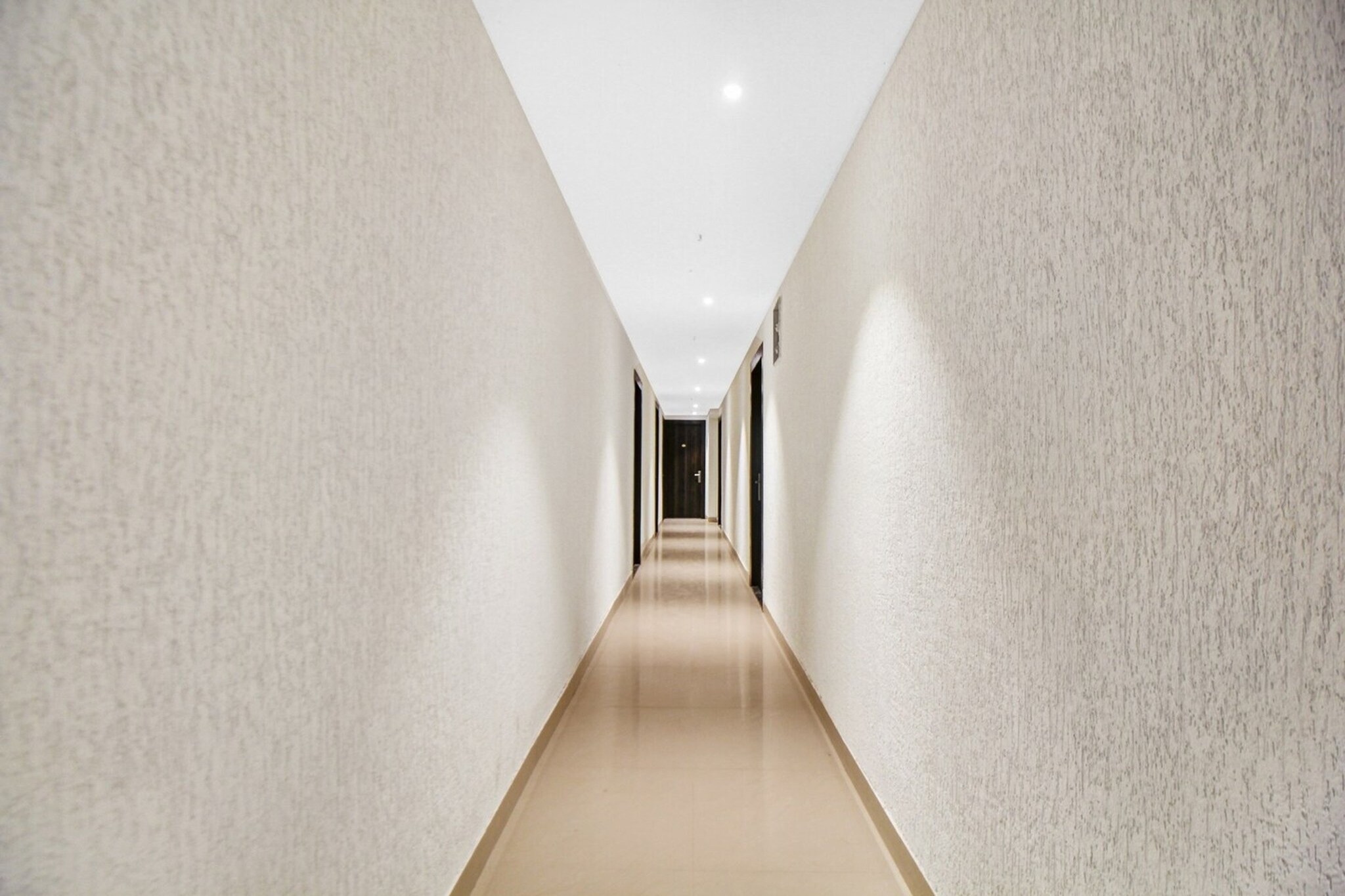 Townhouse Oak Hotel Lake View Royal