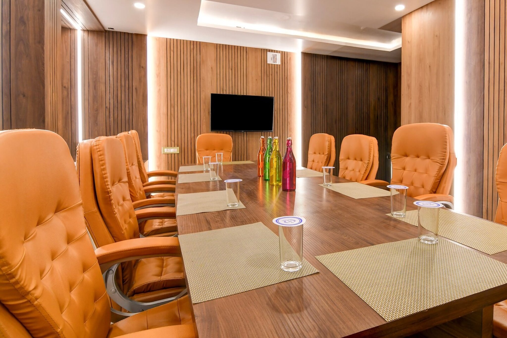 Super Townhouse OAK Bulbuli Neer