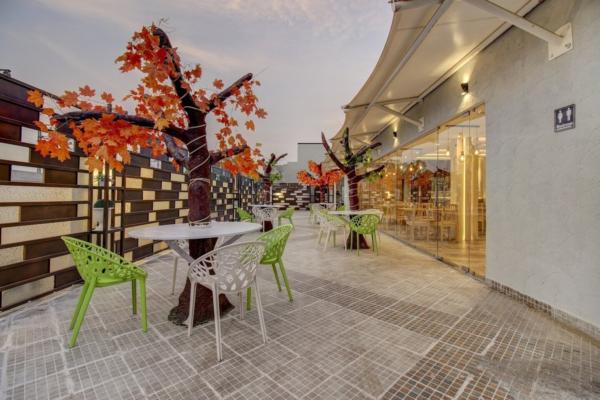 Townhouse Geetraj Near Shalimar Gateway