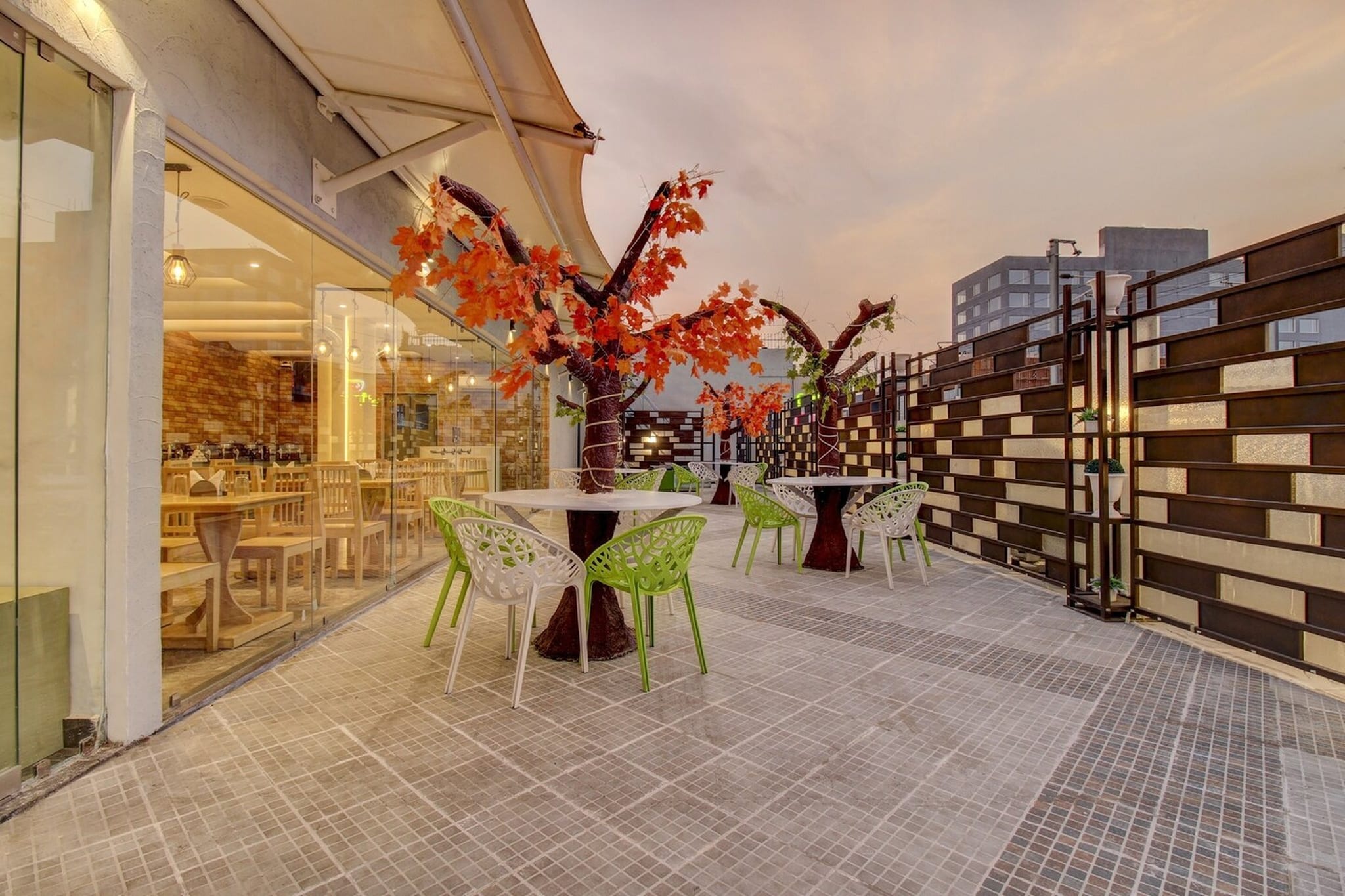 Townhouse Geetraj Near Shalimar Gateway