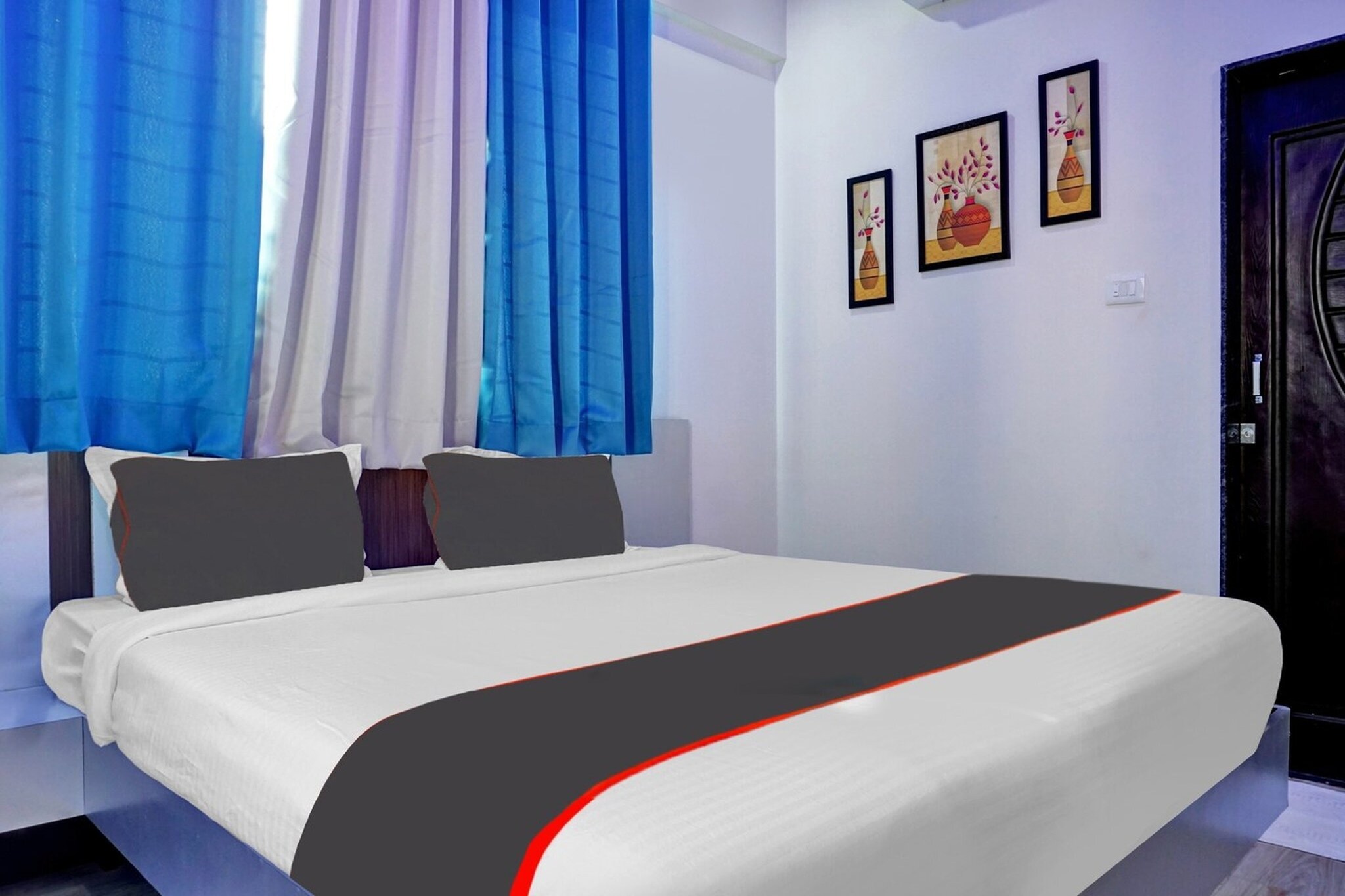 Collection O Eon Inn Near Pune Airport