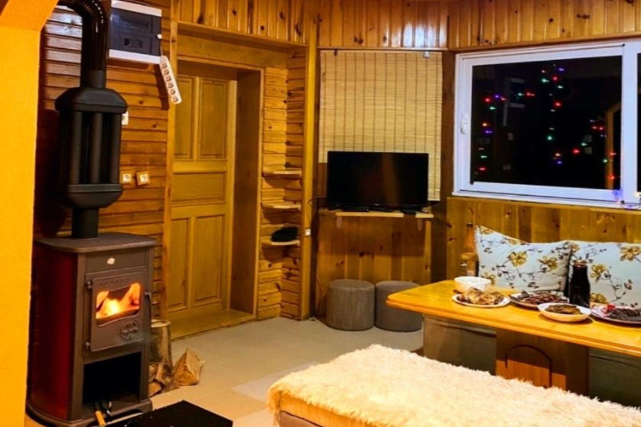 Studio Apartment with Terrace 2