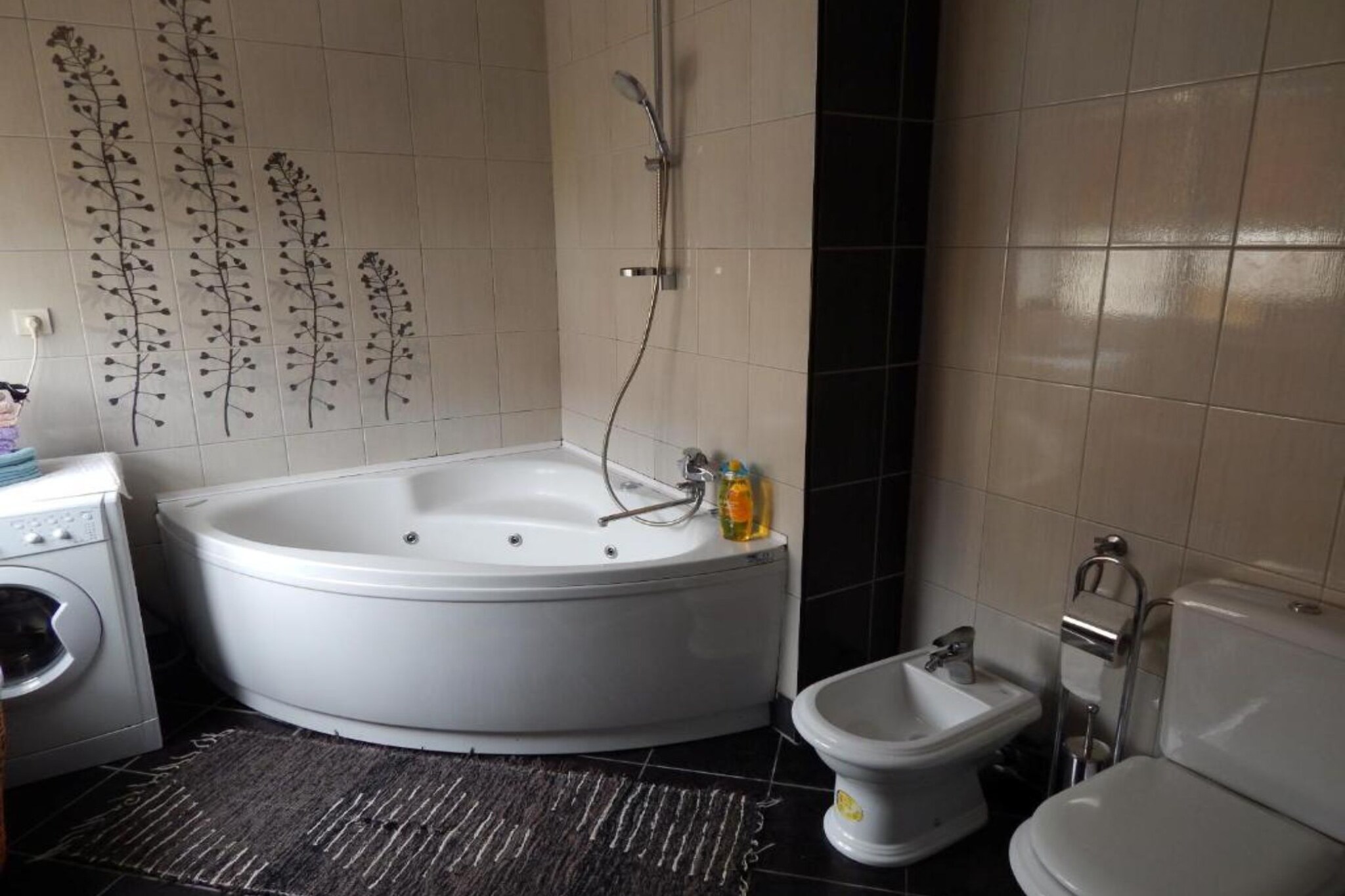 Stunning Beachfront Stay in Herceg Novi - Deluxe One Bedroom Apartment C-Badkamer