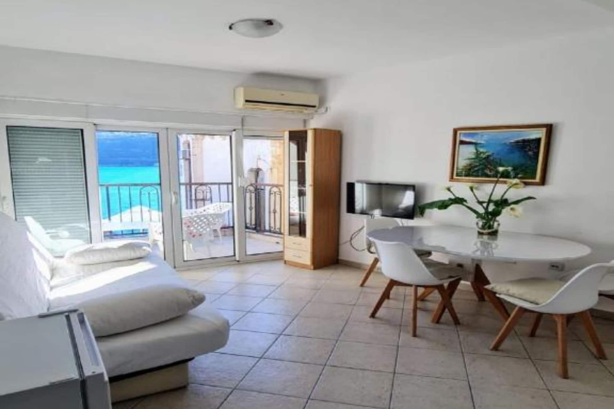 Stunning Beachfront Stay in Herceg Novi - One Bedroom Apartment N