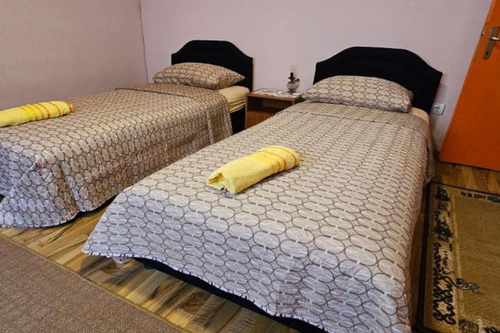 Tivat Bliss Apartments Close to Beach - Two Bedroom Apartment-Slaapkamer