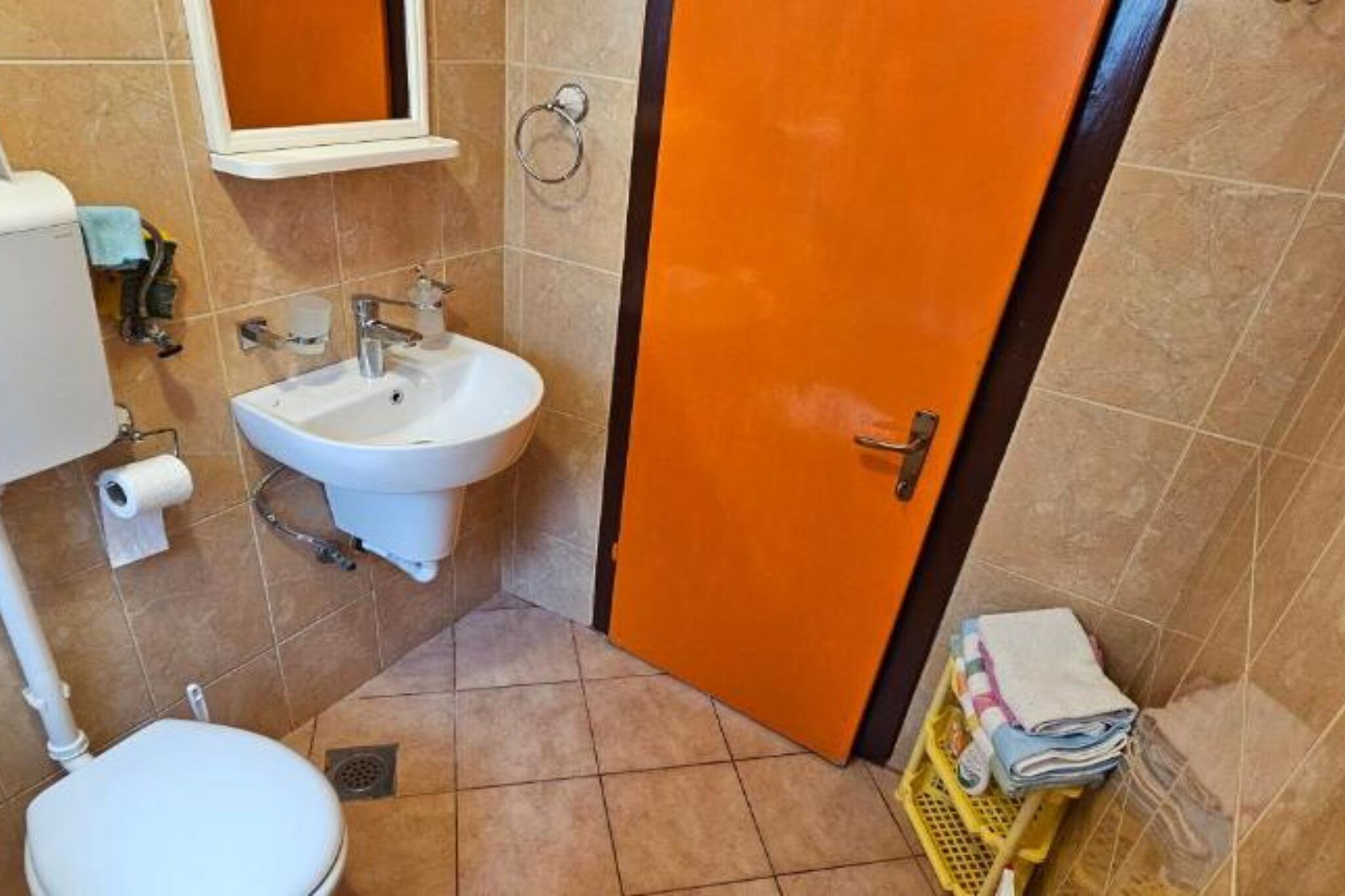 Tivat Bliss Apartments Close to Beach - Two Bedroom Apartment-Badkamer