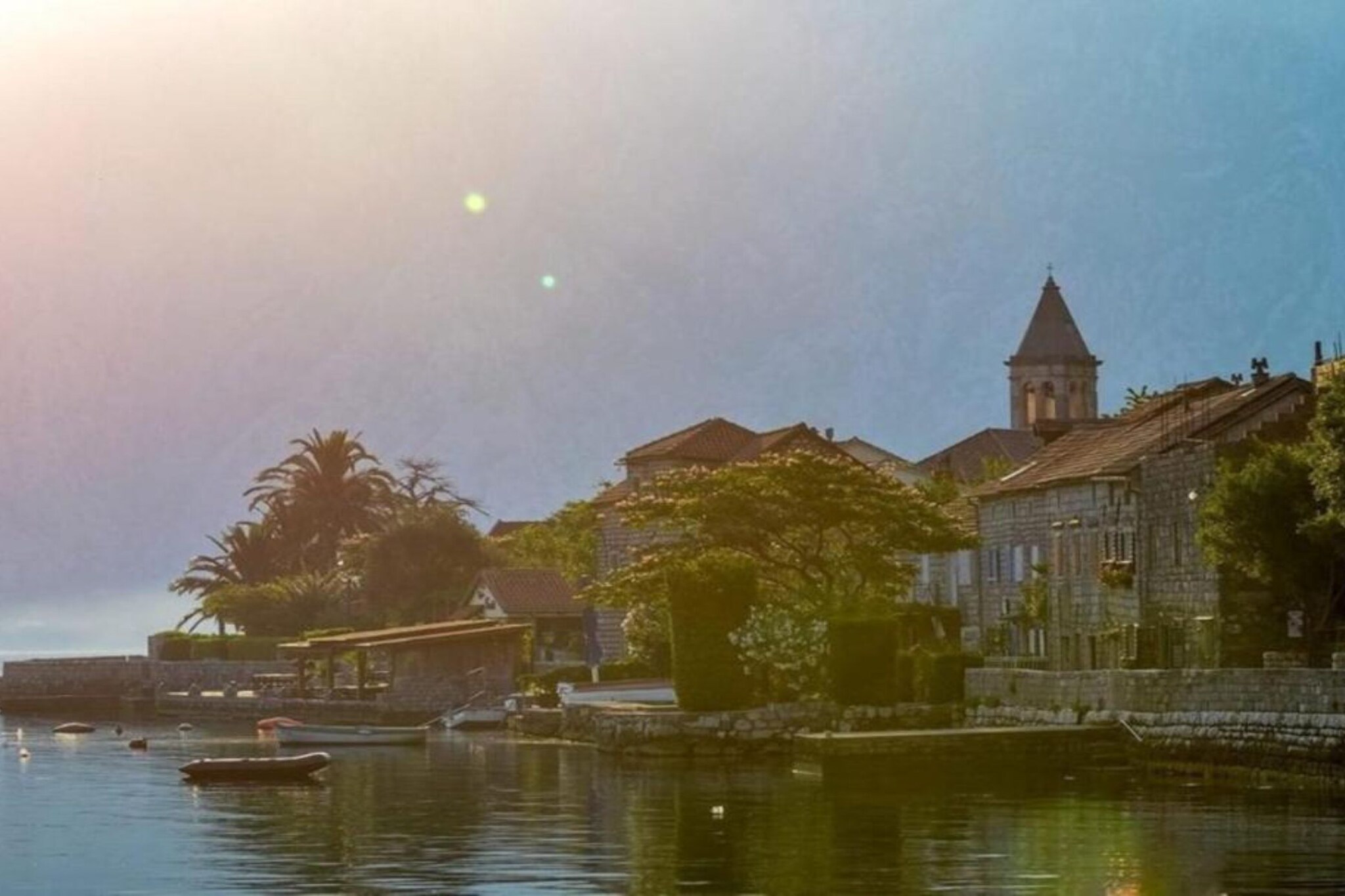 Charming Seaside Escape in Kotor - One Bedroom Apartment with Sea View 1-Buitenlucht