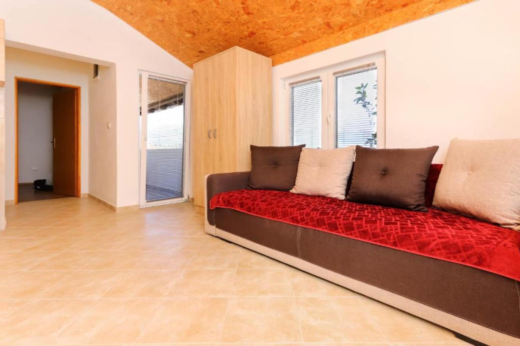 Beachfront Escape – Steps from the Crystal-Clear Sea - One Bedroom Apartment 1