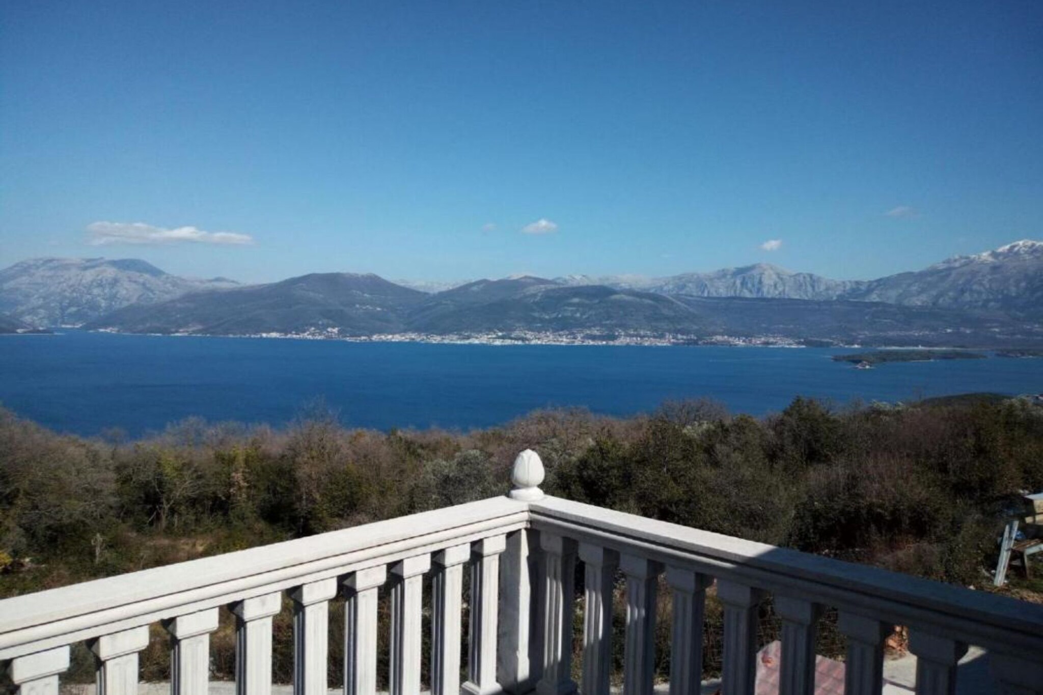 Tivat Relax with Stunning Sea & Mountain Views - Standard Studio Apartment 1-Terrasbalkon