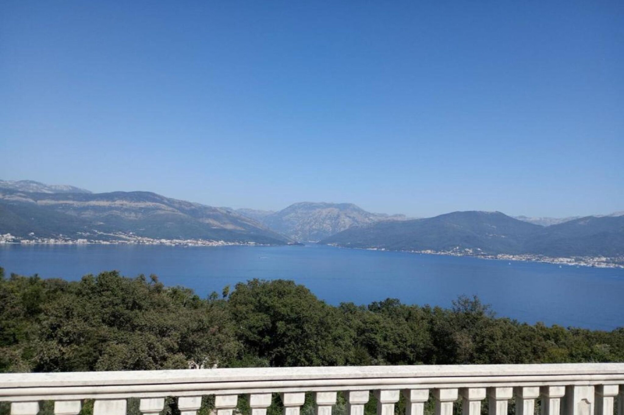 Tivat Relax with Stunning Sea & Mountain Views - Standard Studio Apartment 1