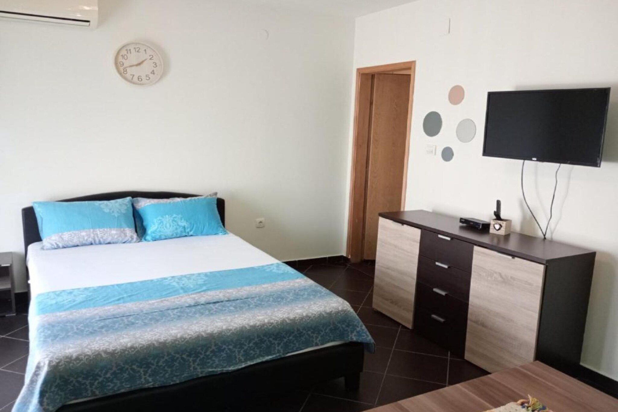 Tivat Relax with Stunning Sea & Mountain Views - Standard Studio Apartment 1-Slaapkamer