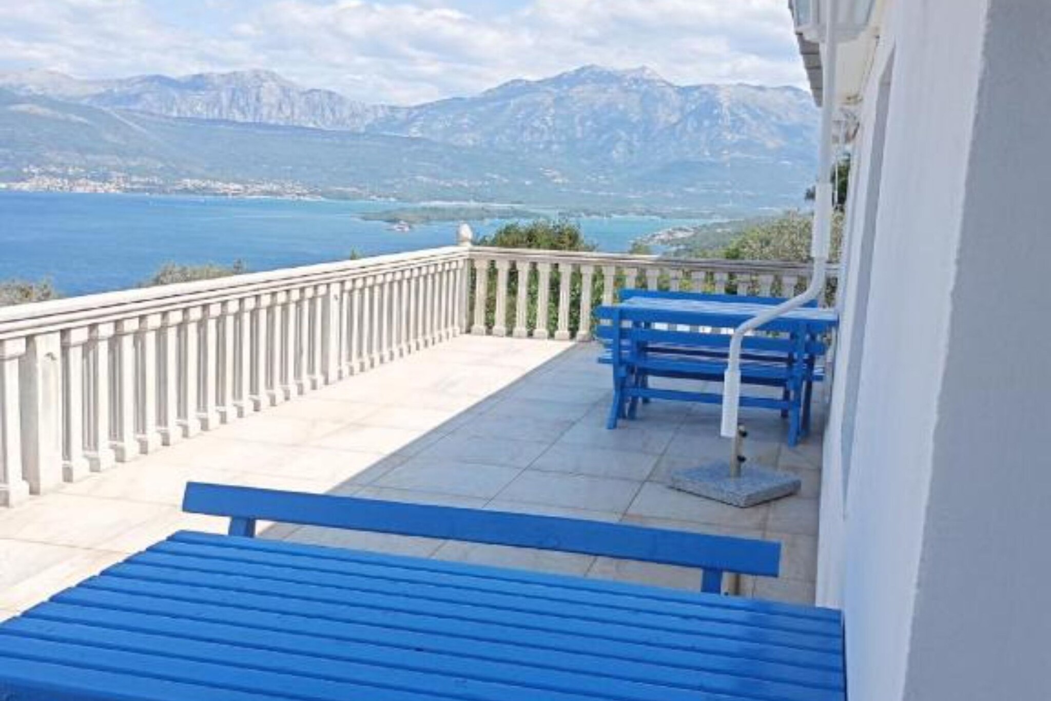 Tivat Relax with Stunning Sea & Mountain Views - Standard Studio Apartment 2-Terrasbalkon