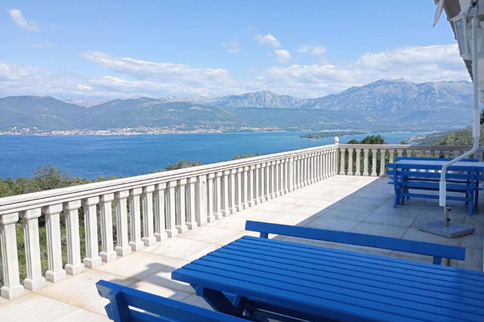Tivat Relax with Stunning Sea & Mountain Views - Standard Studio Apartment 2-Terrasbalkon