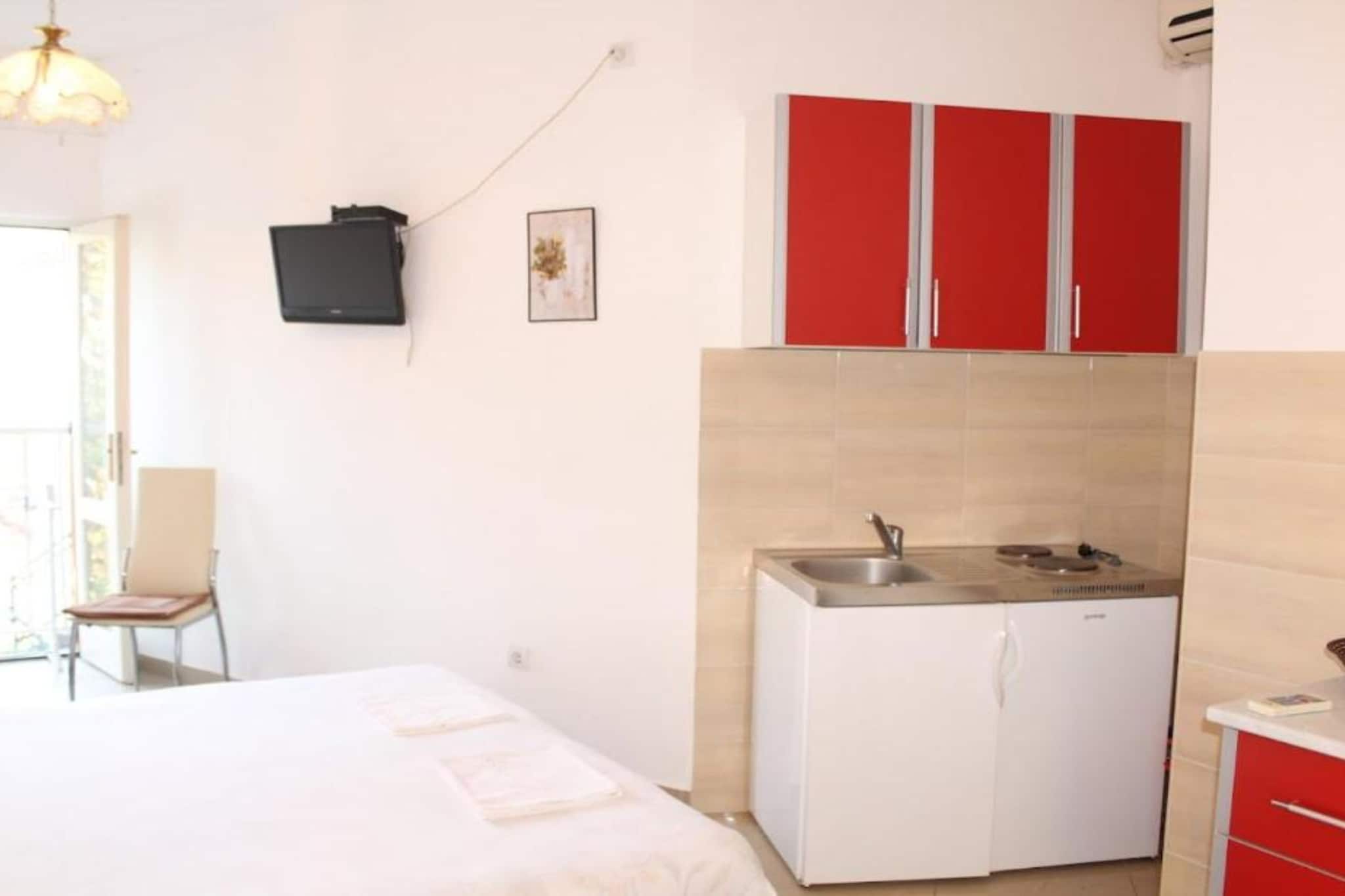 City & Sea Escape – A Perfect Stay in Herceg Novi -  Studio Apartment