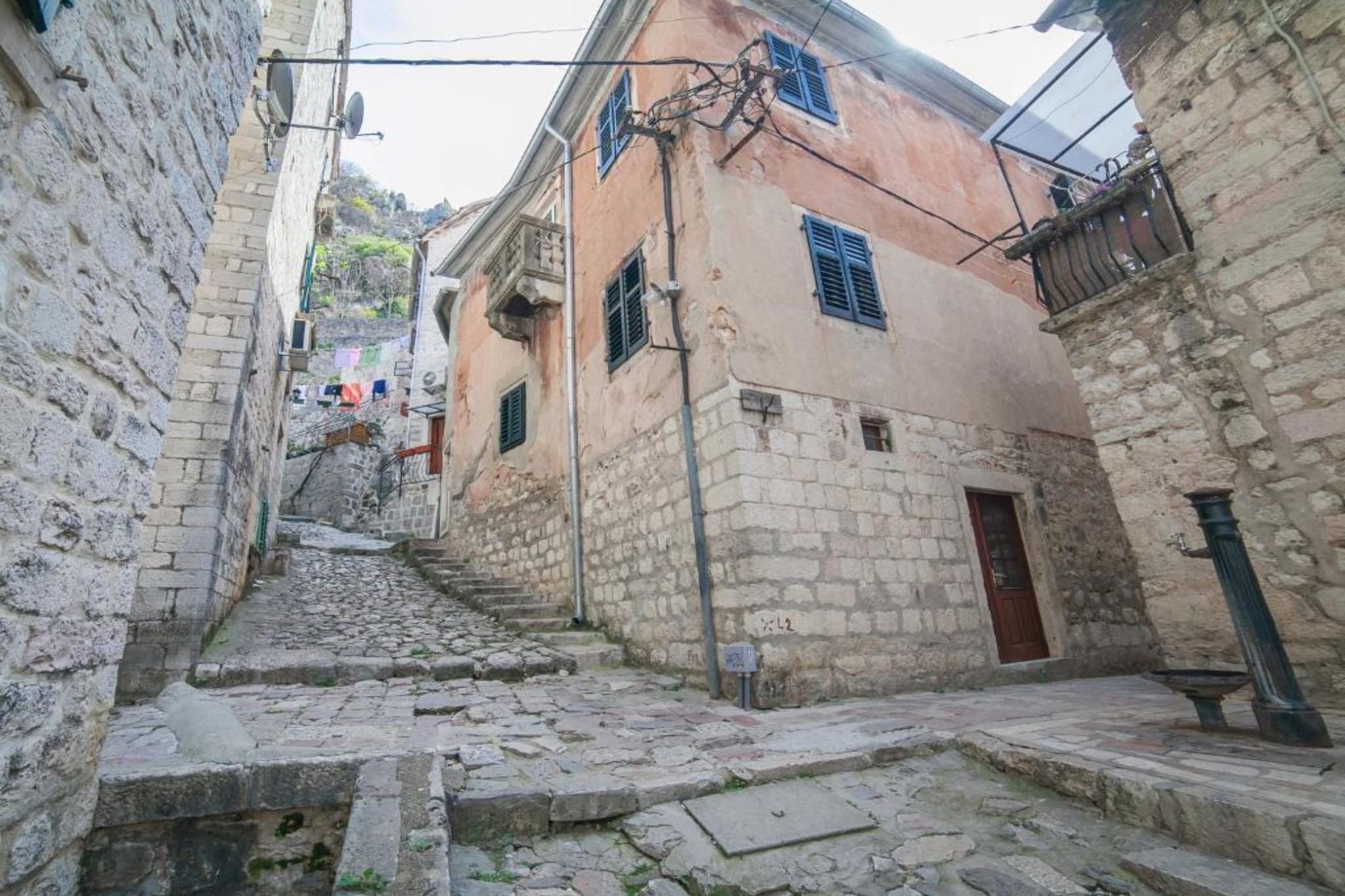 Cozy Stay in Kotor’s Old Town - Studio Apartment-Outdoor