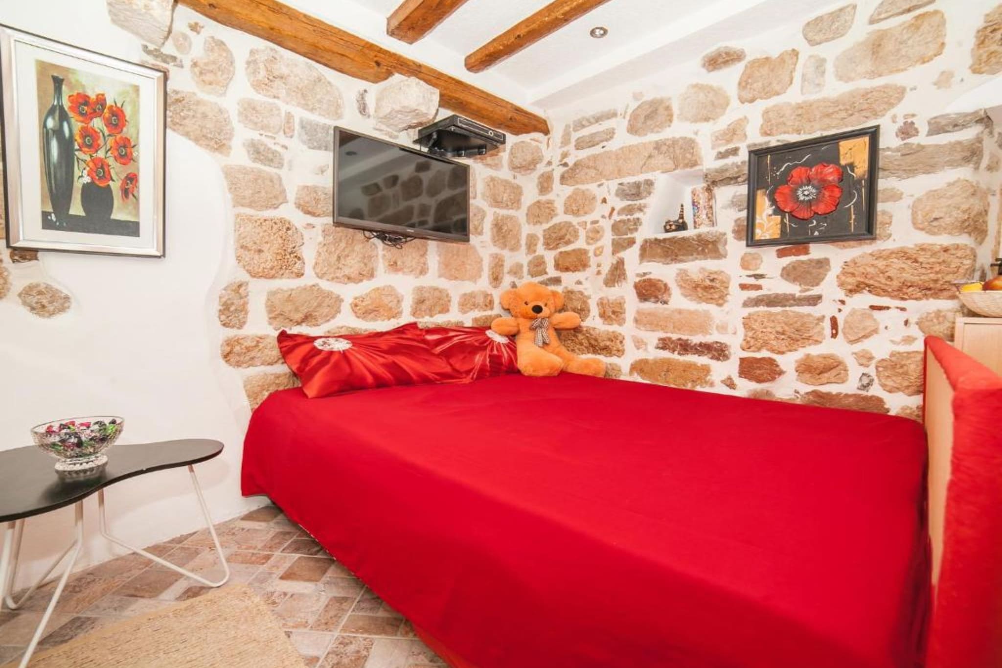 Cozy Stay in Kotor’s Old Town - Studio Apartment-Bedroom