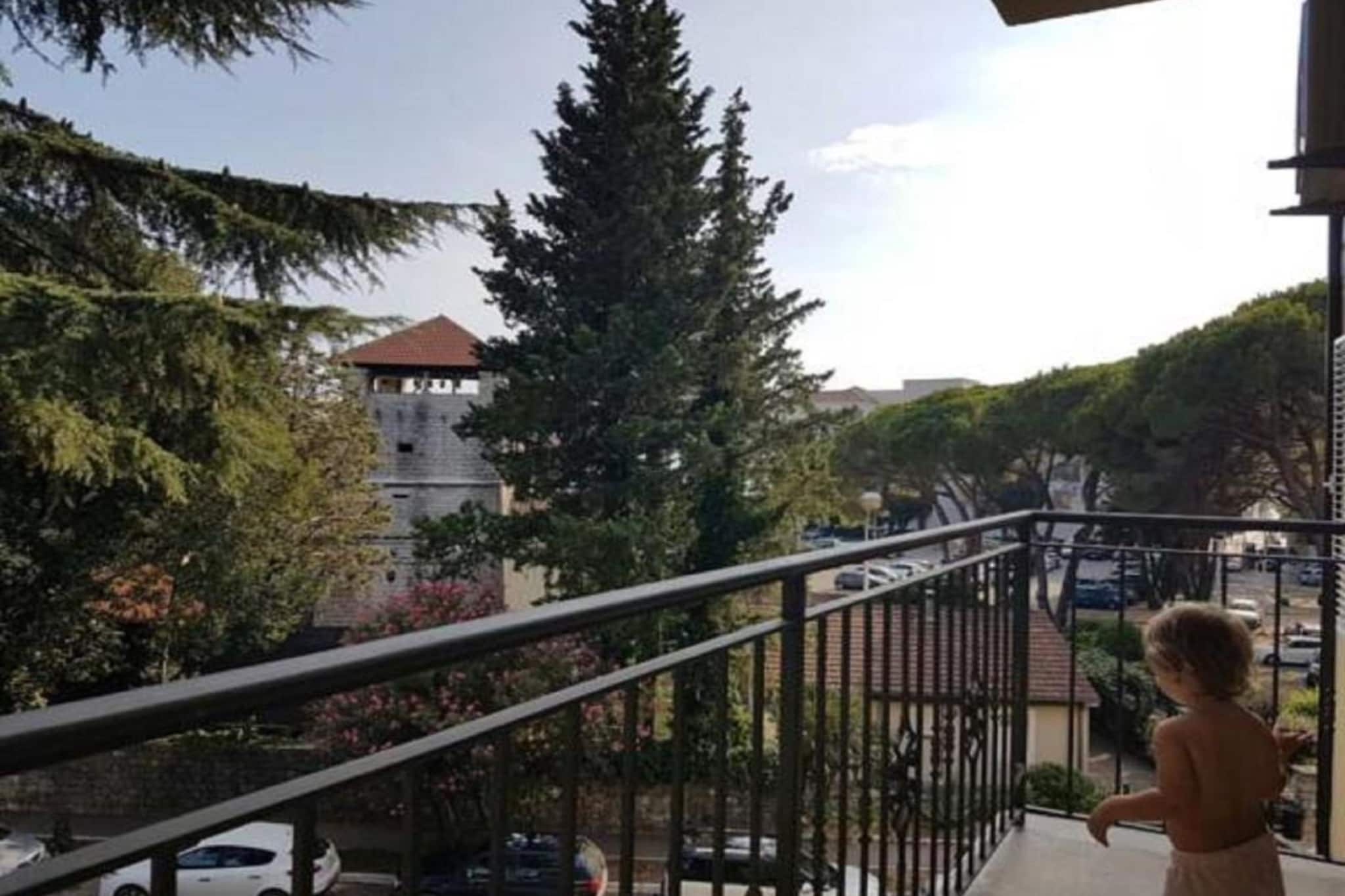 Relaxing Tivat Stay with Balcony & Free Parking - Two Bedroom Apartment-Buitenlucht