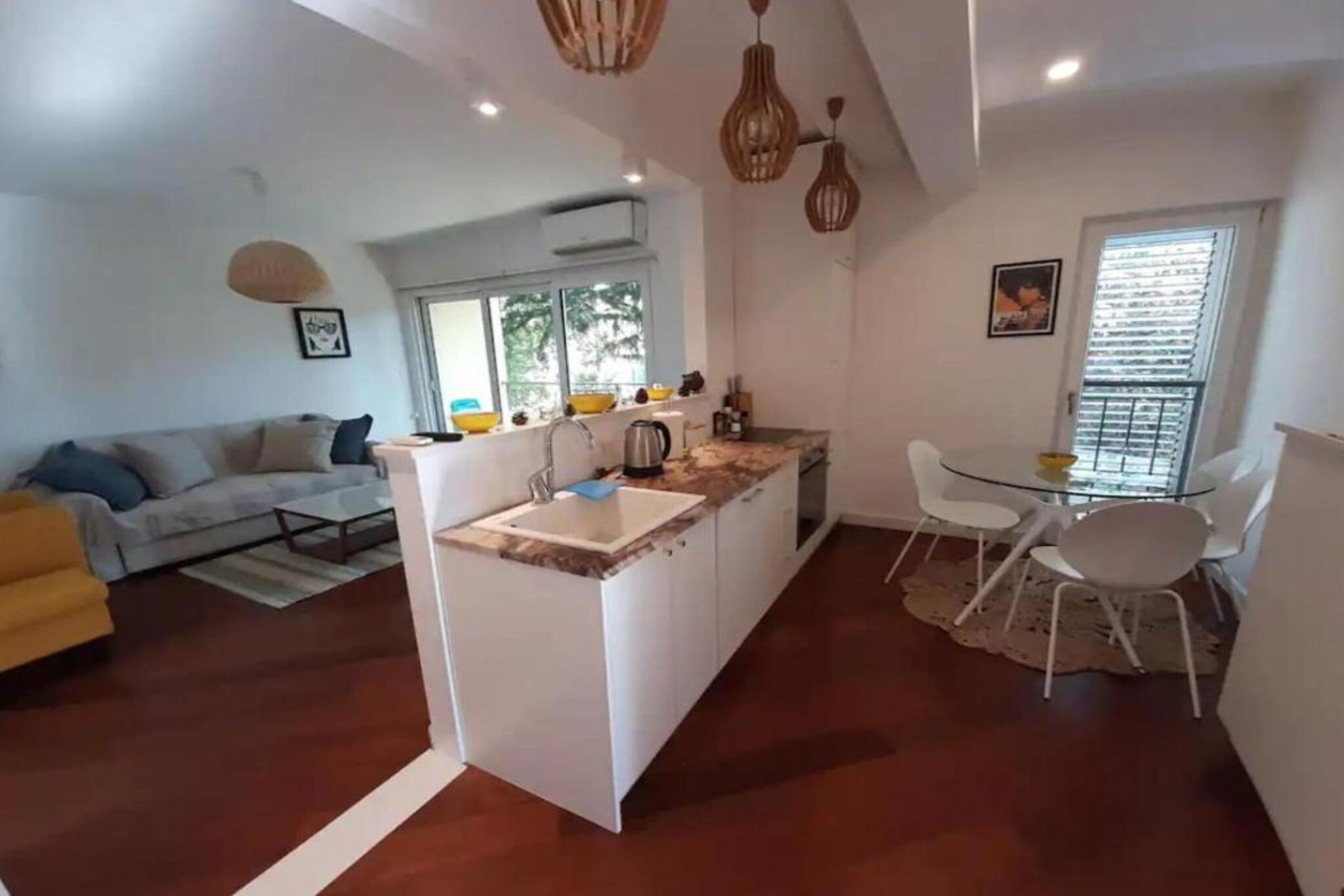 Relaxing Tivat Stay with Balcony & Free Parking - Two Bedroom Apartment-Keuken