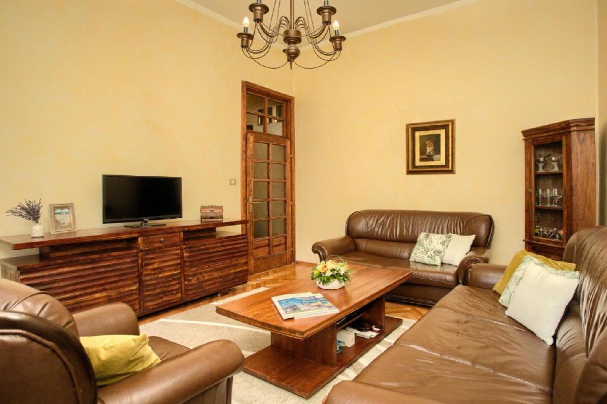 Kotor Old Town Charm Apartment - Two Bedroom Apartment-Living room