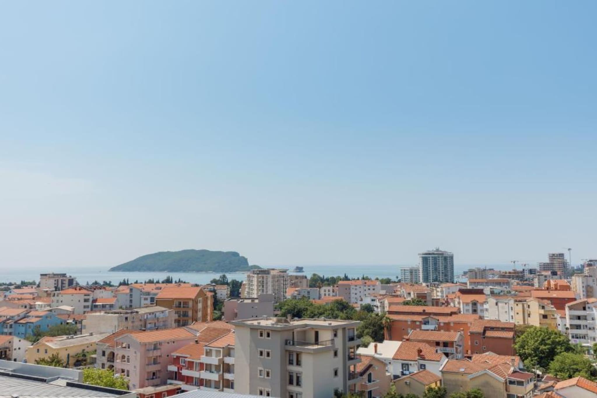 Stylish Budva Apartment with Panoramic Views - Two Bedroom Apartment-Buitenlucht