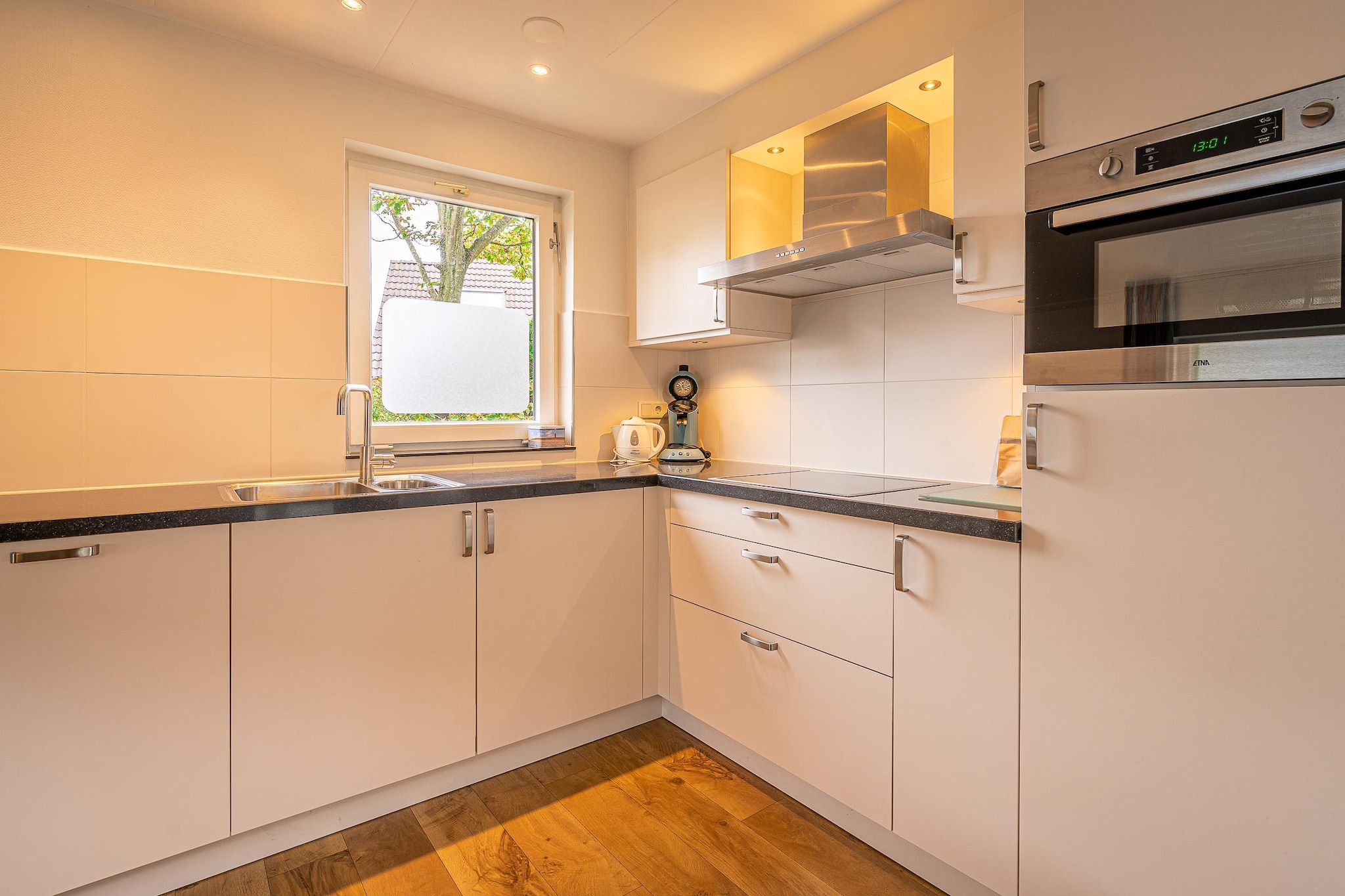 Kamperfoelie 43-Cuisine