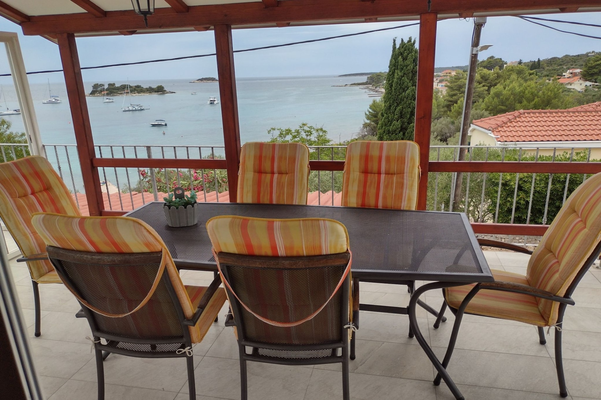 Apartment Ana Gradina - Vela Luka - Two Bedroom Apartment With Terrace And Sea View-Terrasse/Balkon