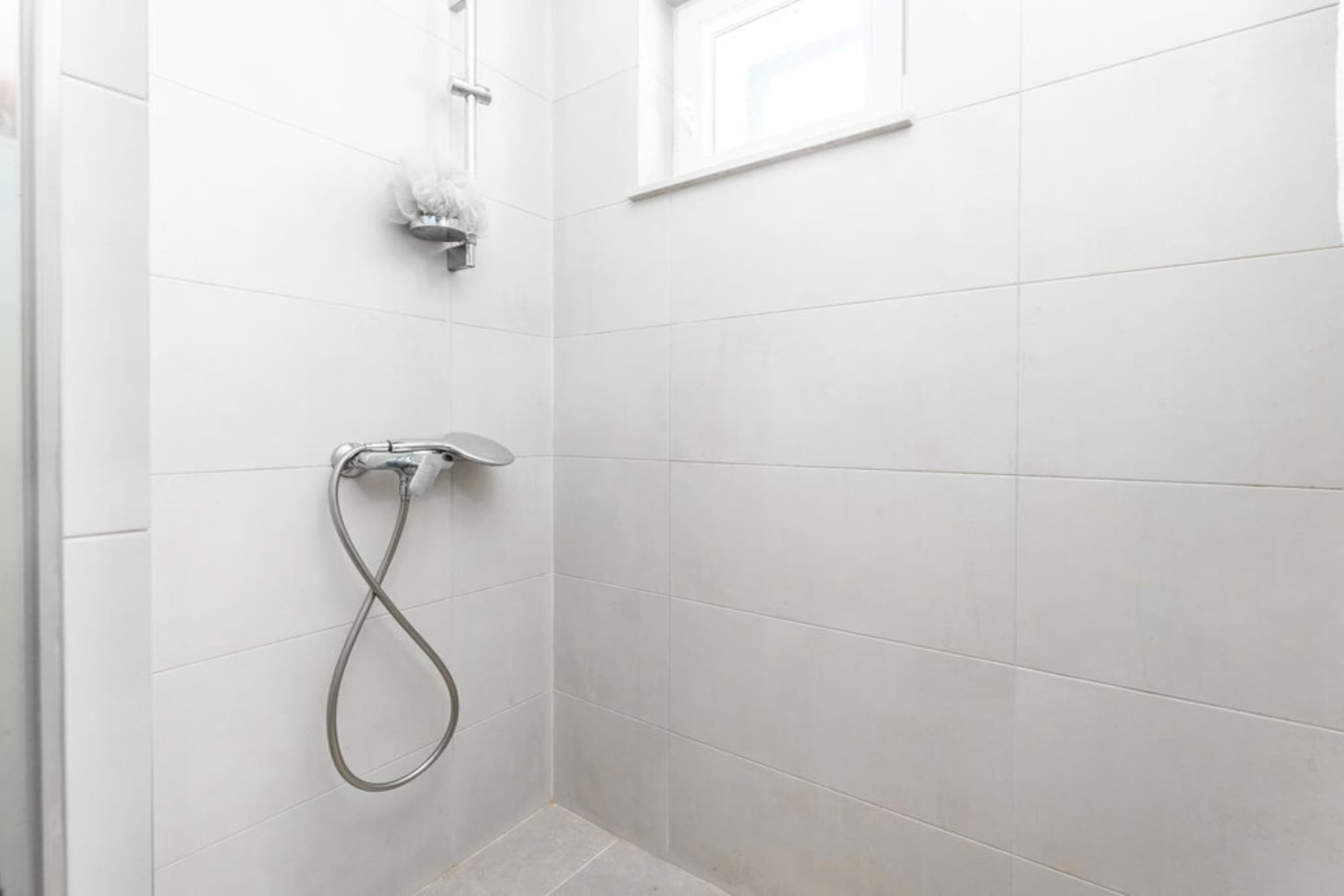 Holiday Home Pigmy Cormoran - One Bedroom House with Terrace  and Pool-Badezimmer