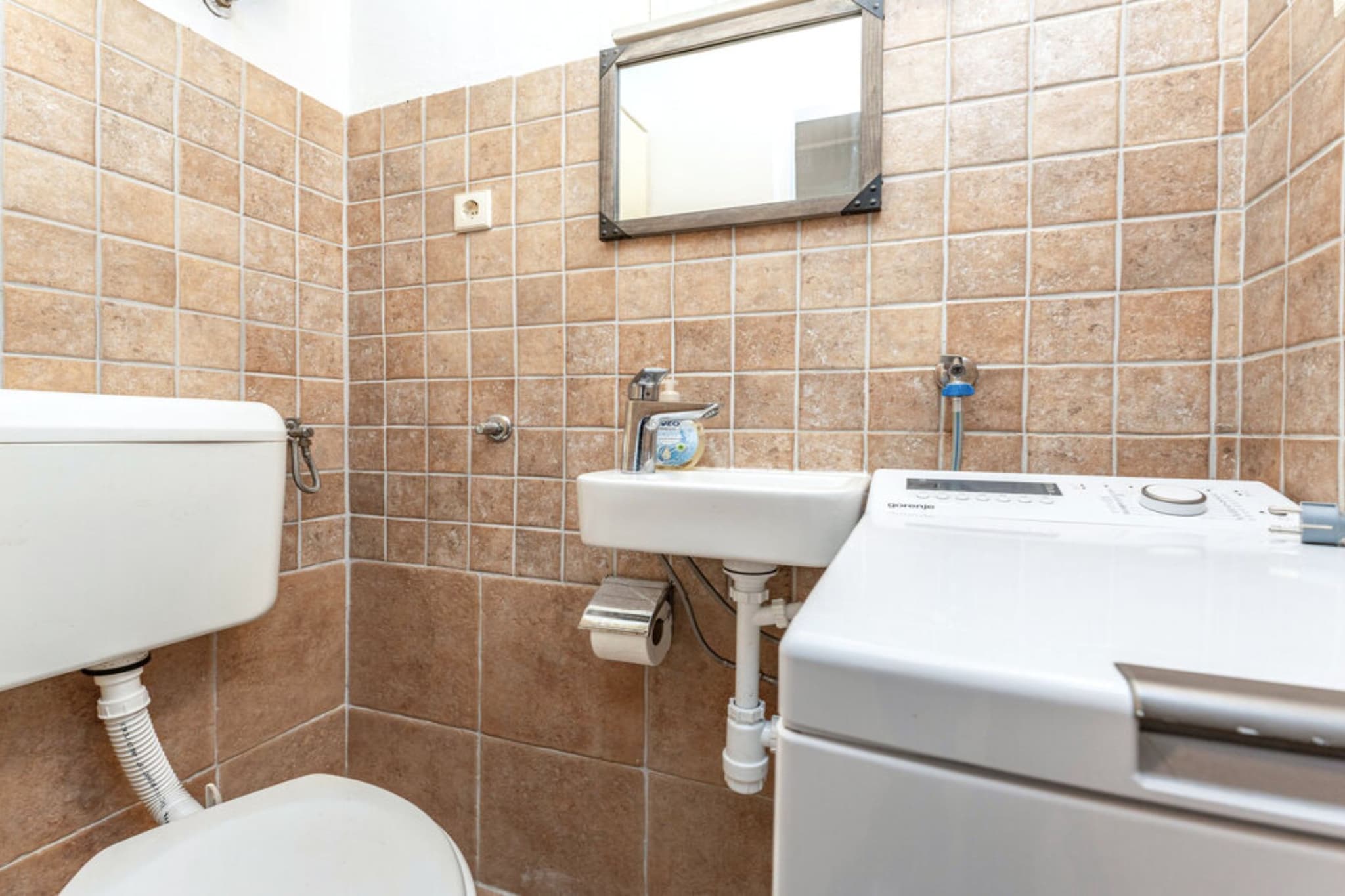Holiday Home Pigmy Cormoran - One Bedroom House with Terrace  and Pool-Badezimmer