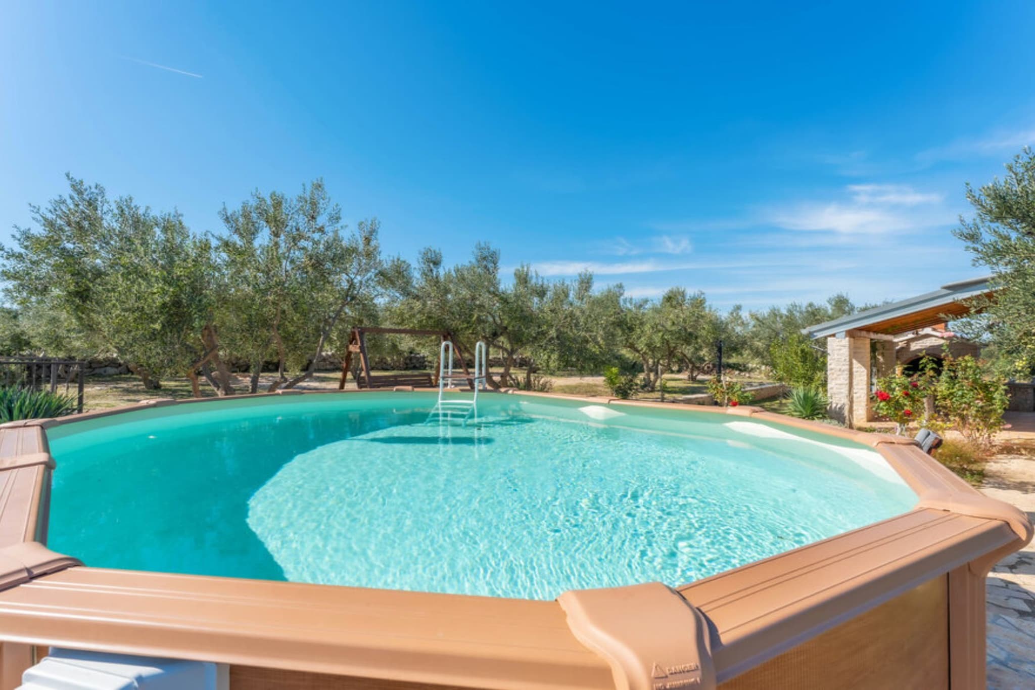 Holiday Home Pigmy Cormoran - One Bedroom House with Terrace  and Pool-Schwimmbad