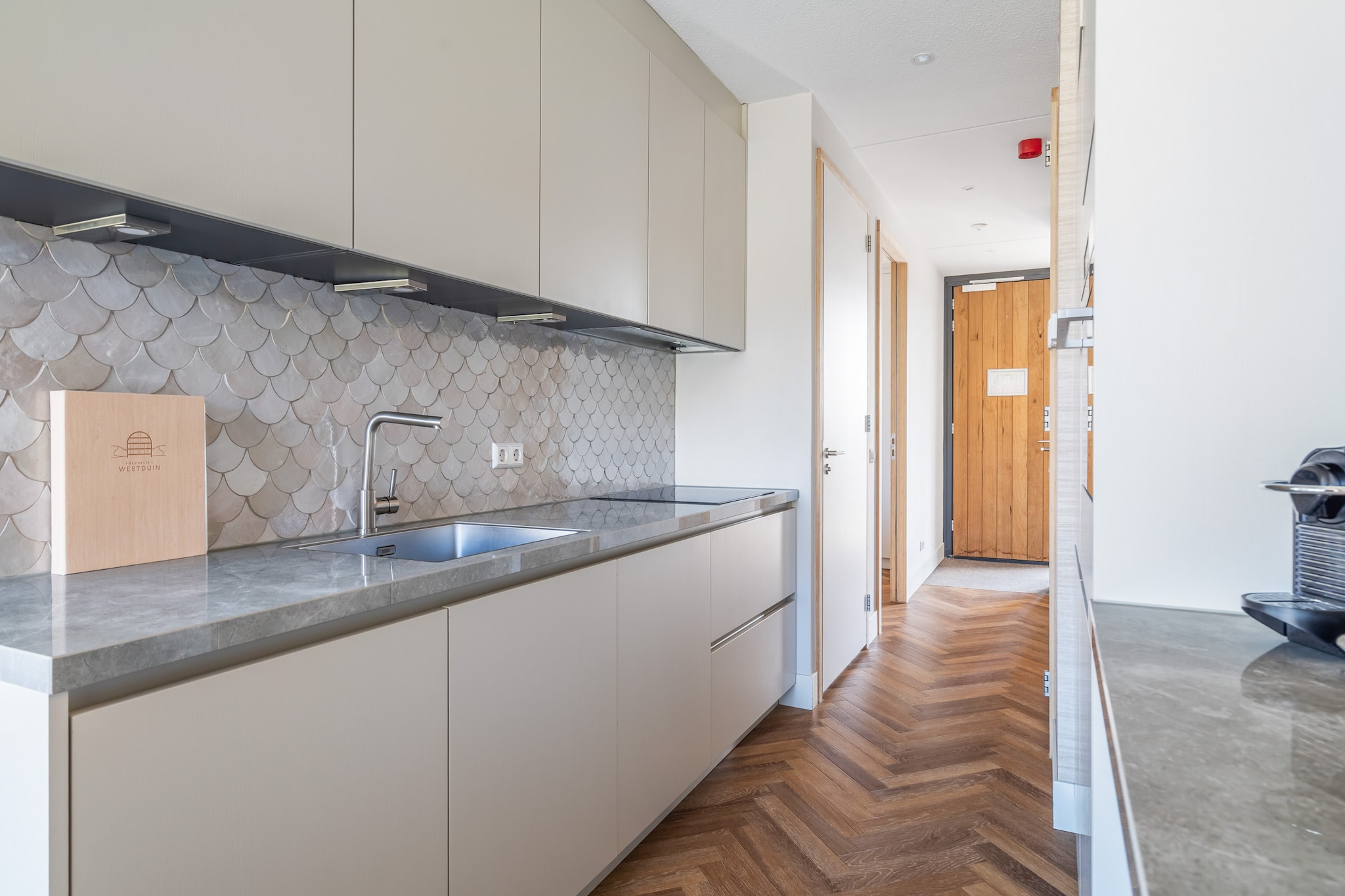 Apartment with a balcony and dune views