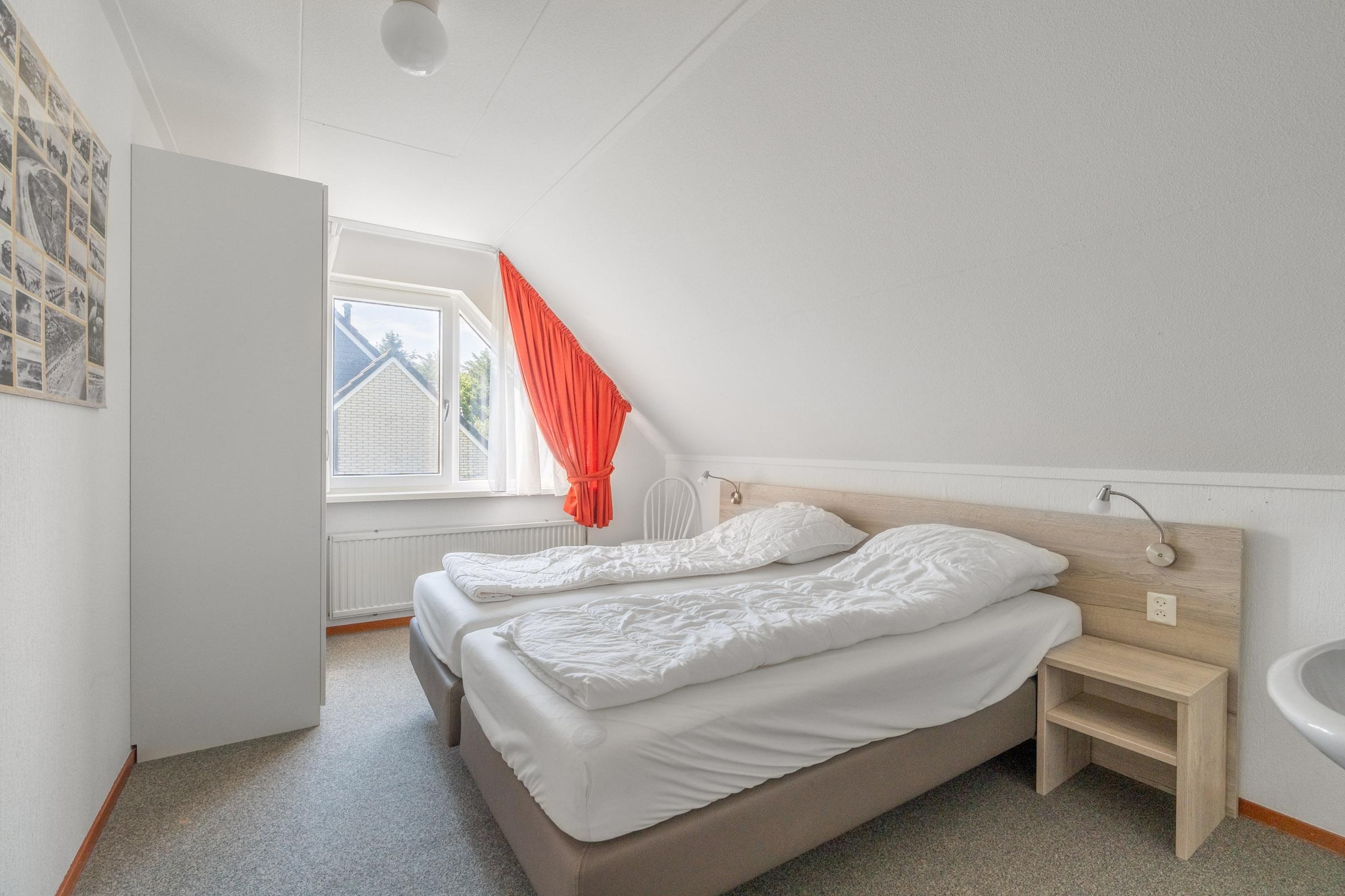 Kamperfoelie 77-Bedroom