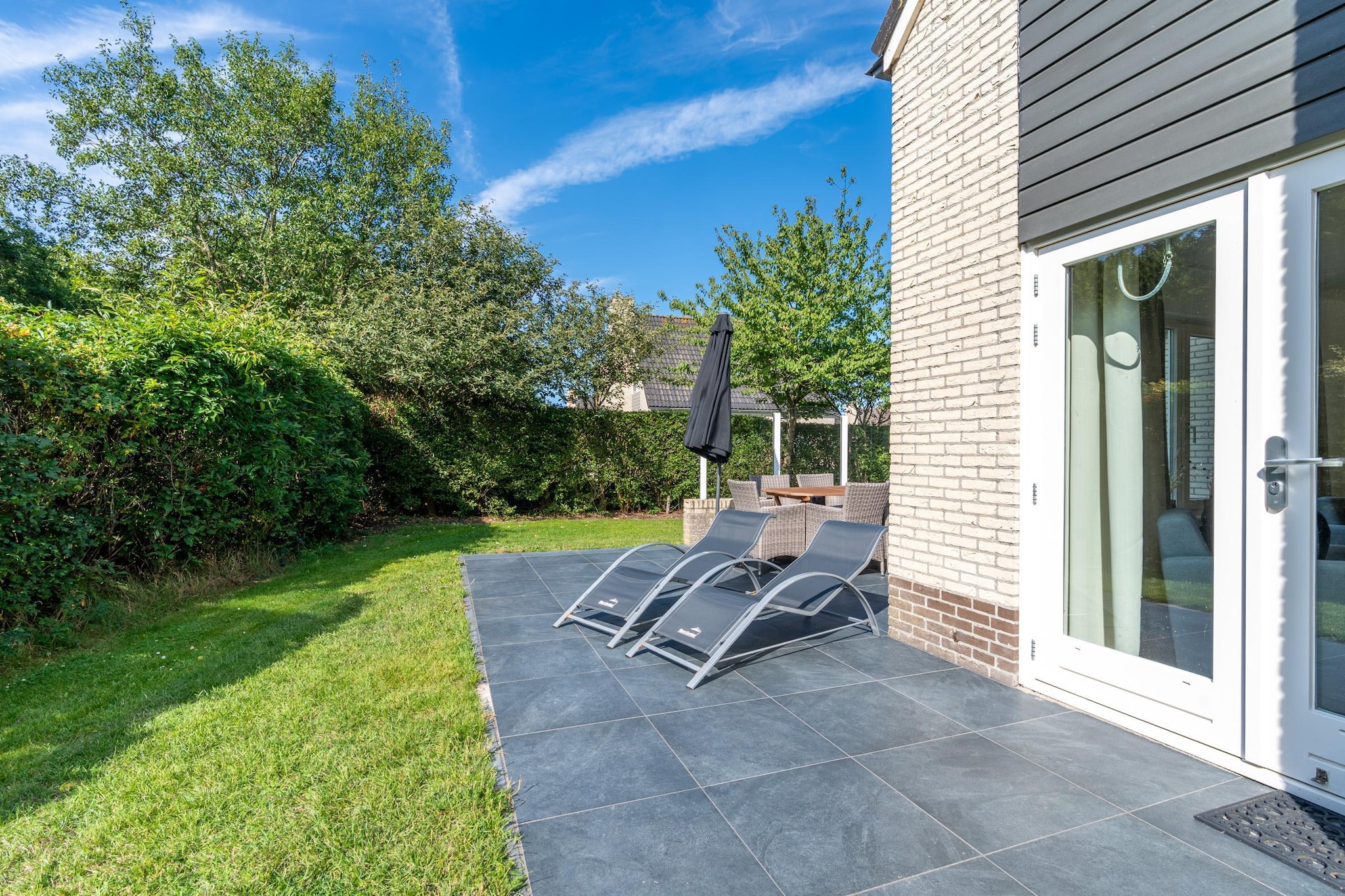 Kamperfoelie 85-Terrace balcony