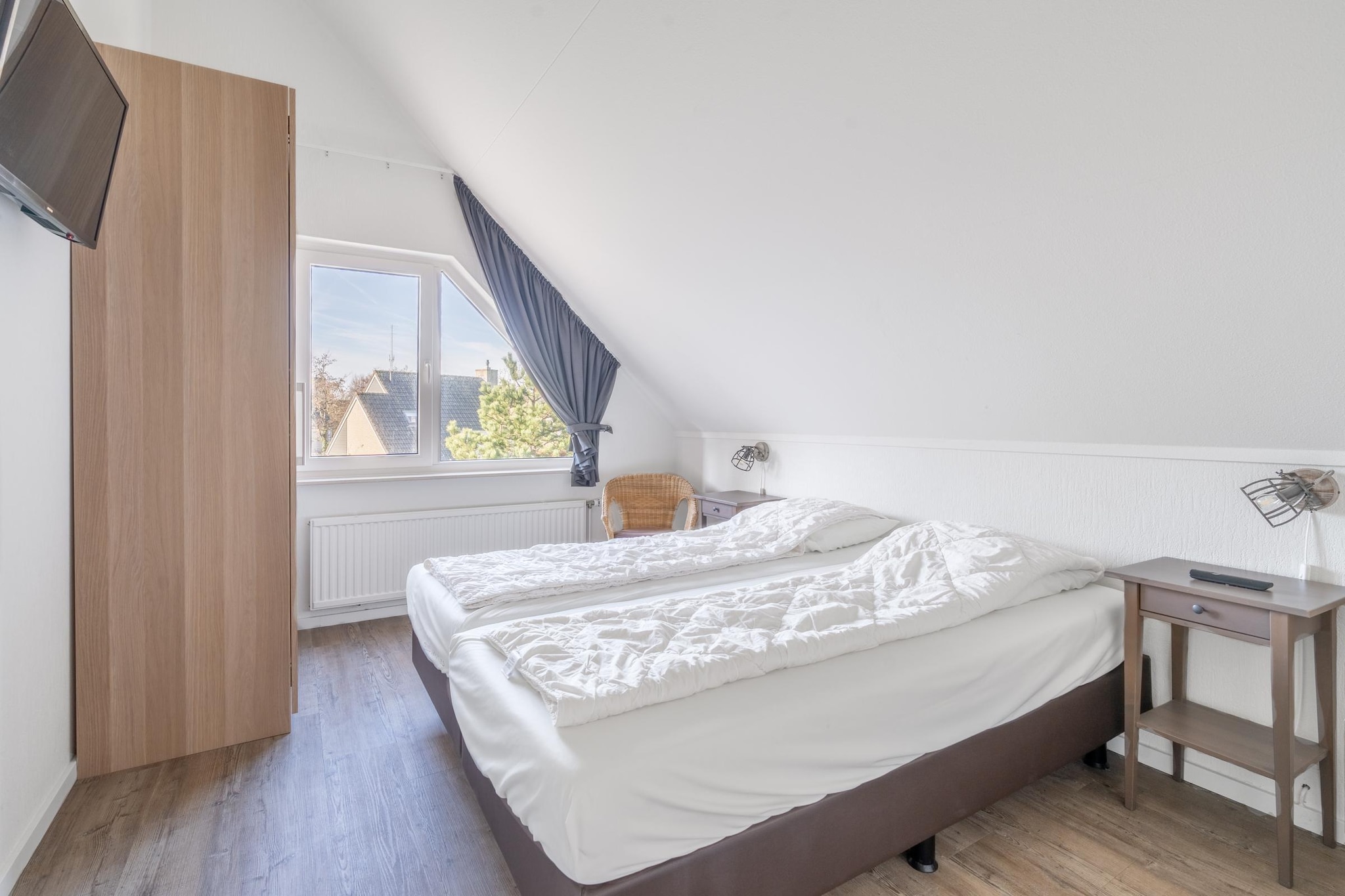 Kamperfoelie 75-Bedroom