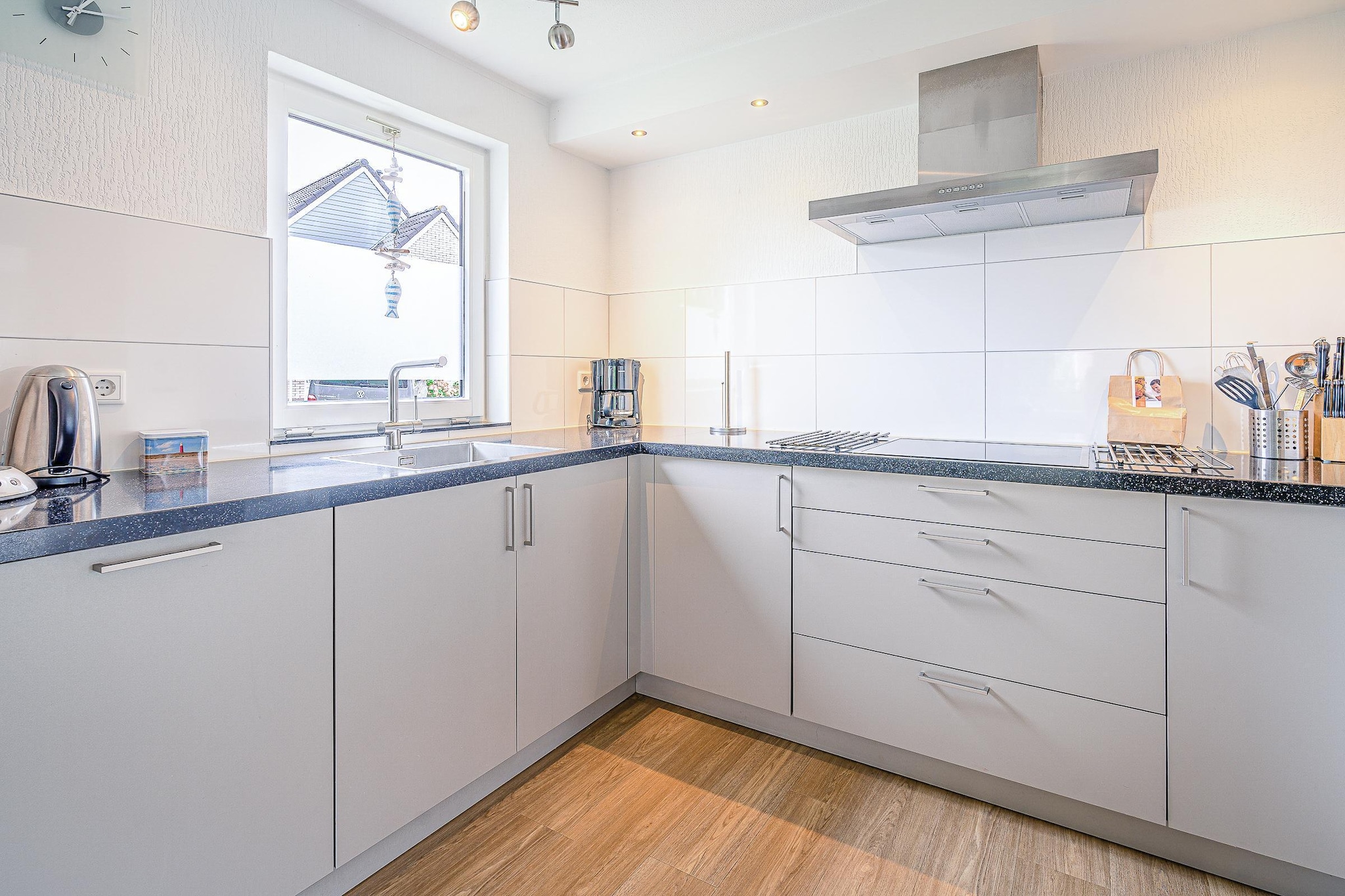 Kamperfoelie 37-Cuisine