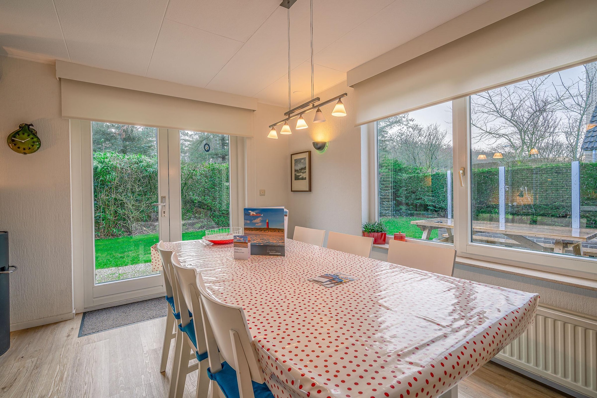 Kamperfoelie 29-Eetkamer